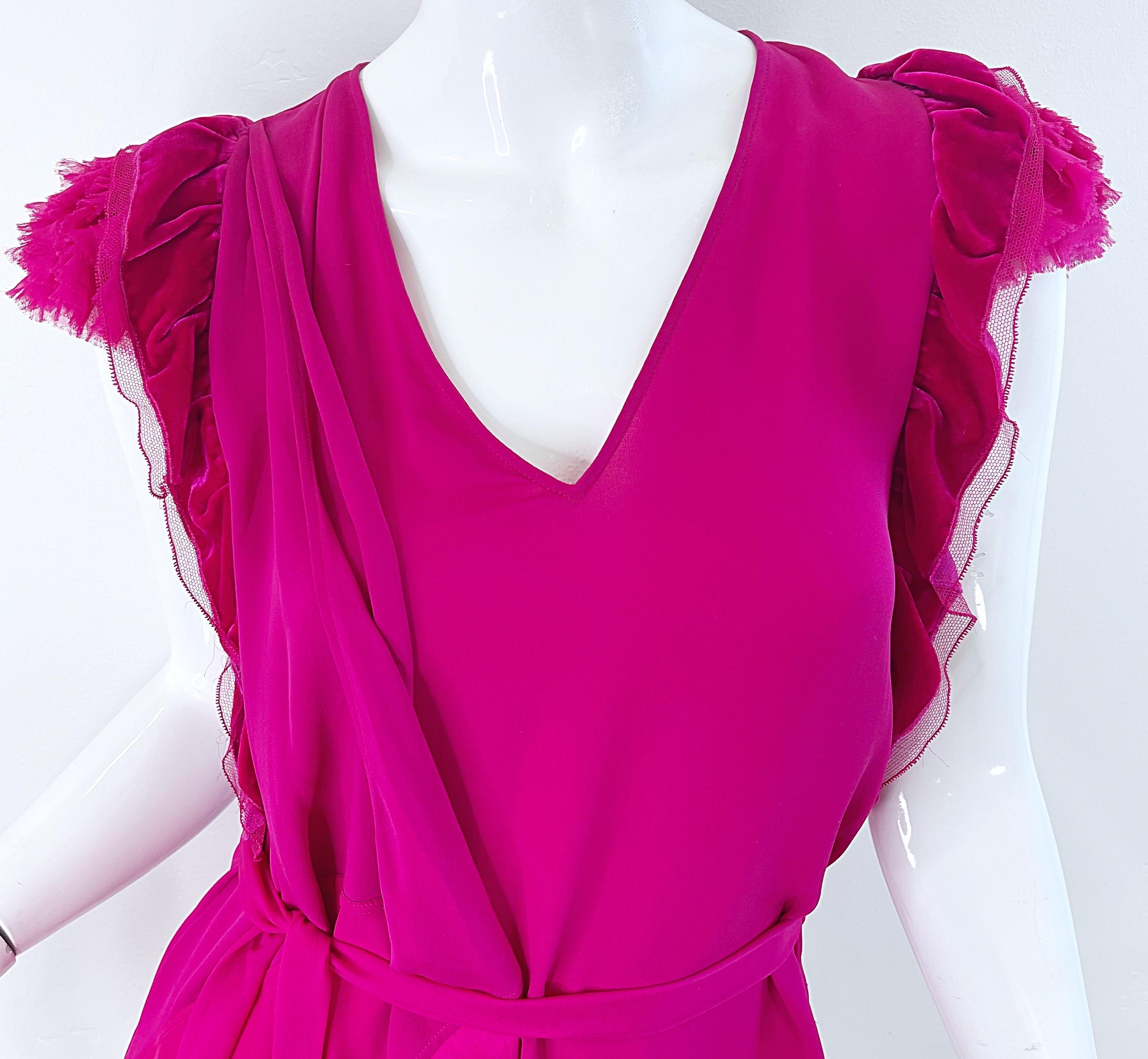 NWT Givenchy Spring 2020 Size 34 / 2 - 4 Hot Pink Fuchsia Silk Belted Blouse Top For Sale 6