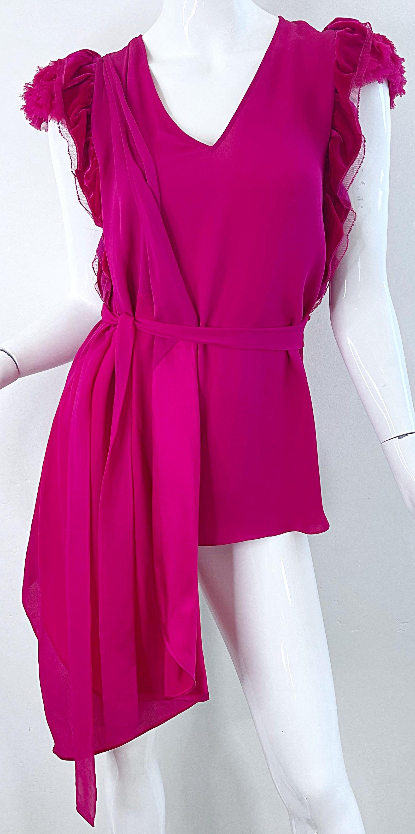 NWT Givenchy Spring 2020 Size 34 / 2 - 4 Hot Pink Fuchsia Silk Belted Blouse Top For Sale 8
