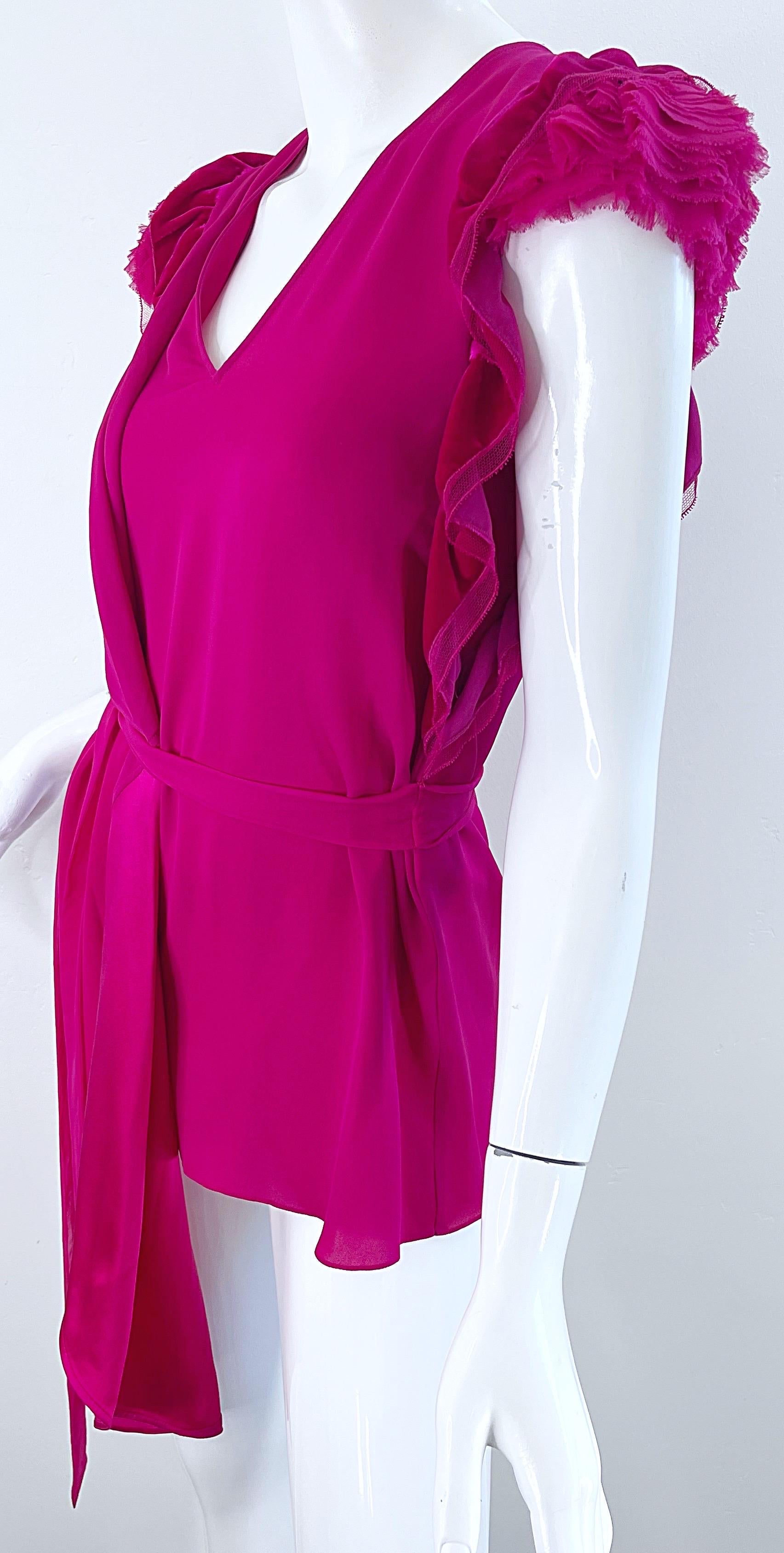 NWT Givenchy Spring 2020 Size 34 / 2 - 4 Hot Pink Fuchsia Silk Belted Blouse Top For Sale 9