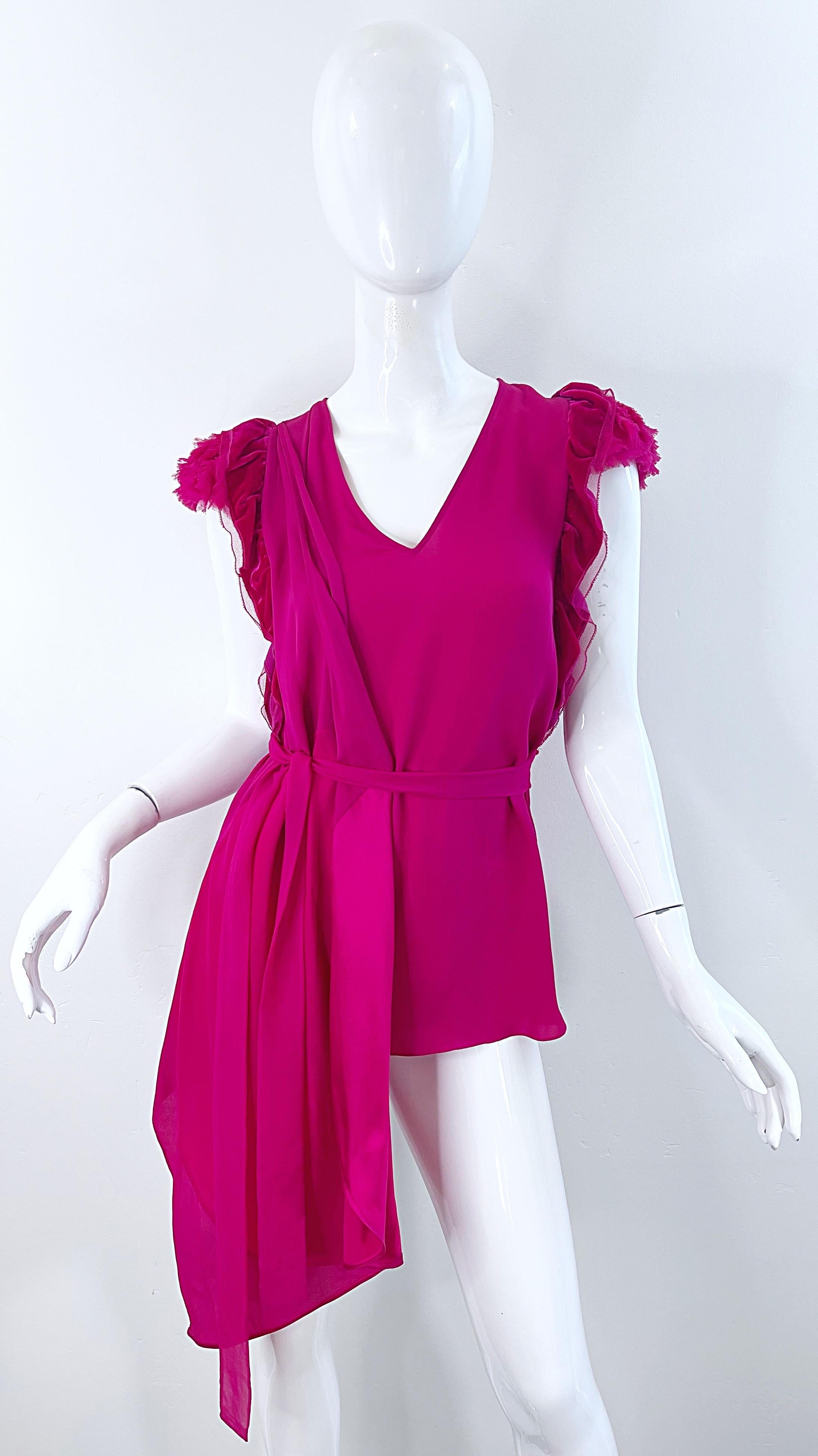 NWT Givenchy Spring 2020 Size 34 / 2 - 4 Hot Pink Fuchsia Silk Belted Blouse Top For Sale 11