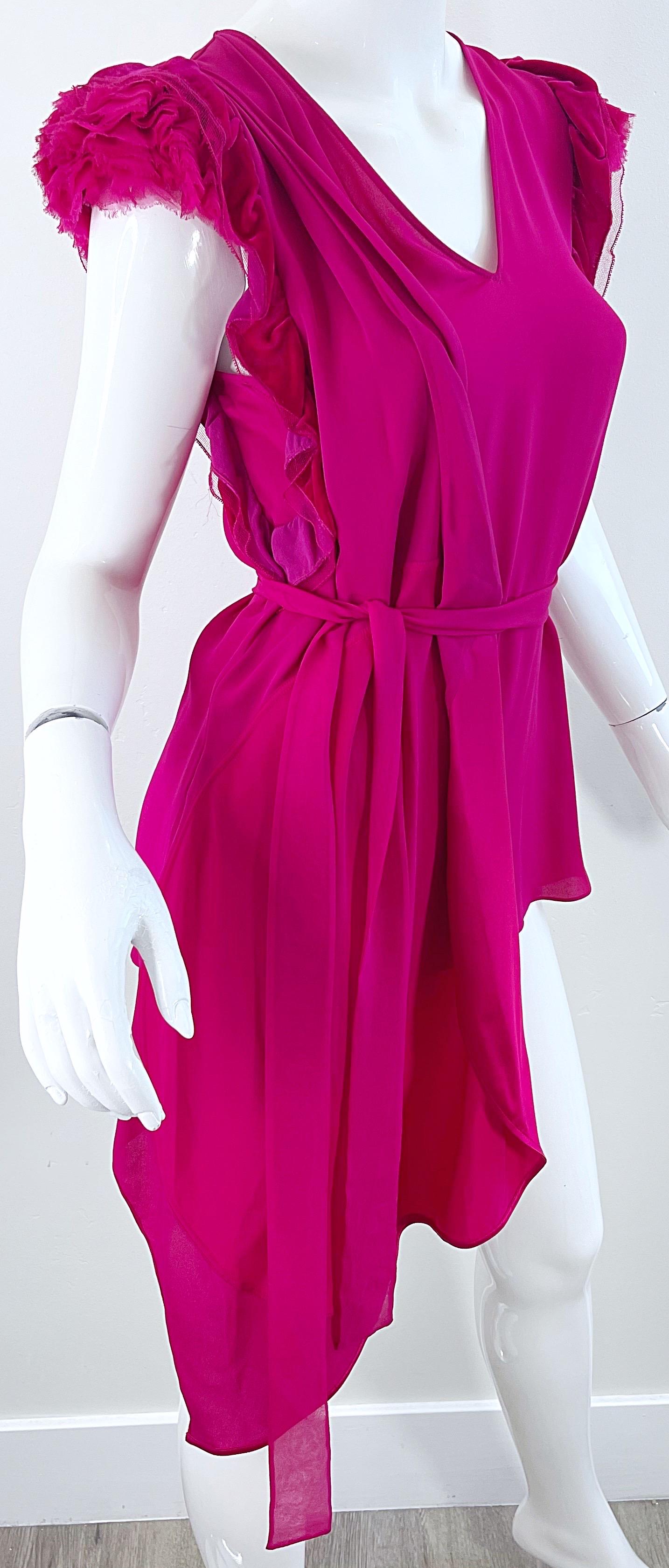 NWT Givenchy Spring 2020 Size 34 / 2 - 4 Hot Pink Fuchsia Silk Belted Blouse Top For Sale 3