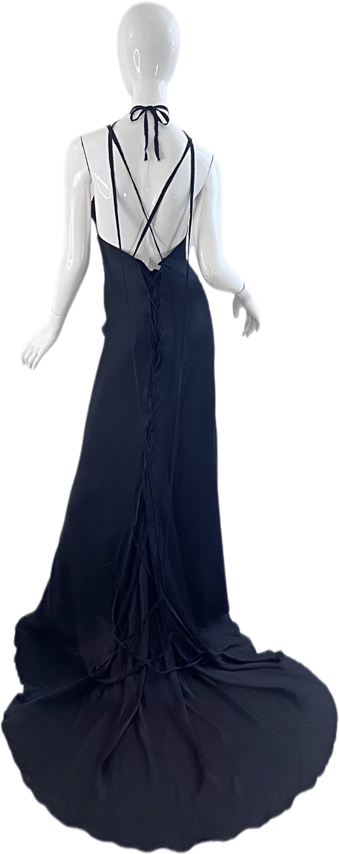 Women's NWT GUCCI by Tom Ford F/W 2002 Runway Finale Size 40 Black Silk Lace Up Gown  For Sale