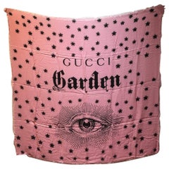 NWT Gucci Garden Eye Large Shawl in Pink