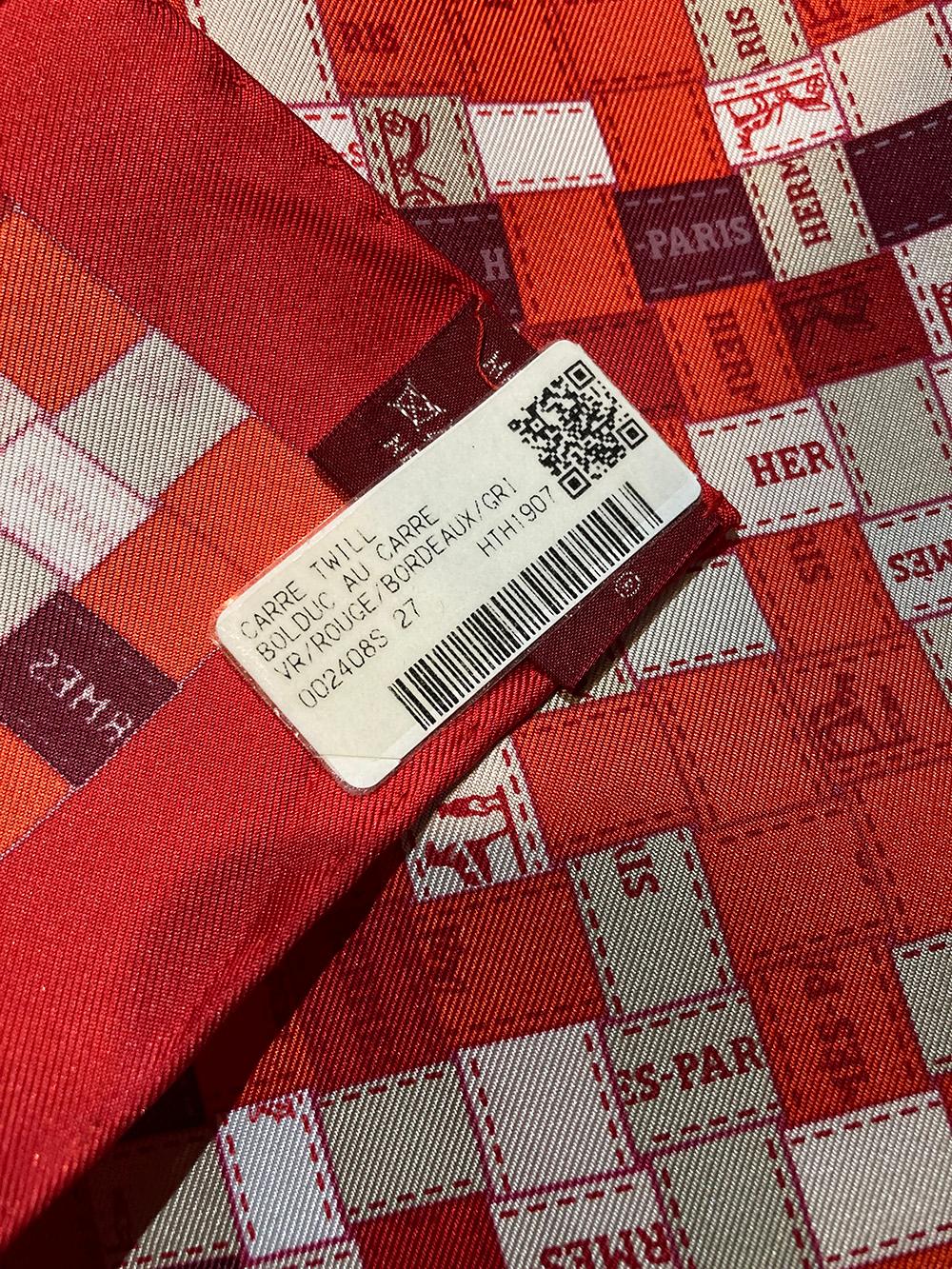 NWT Hermes Bolduc Au Carre Scarf 90 Rouge Bordeaux Gris For Sale 3