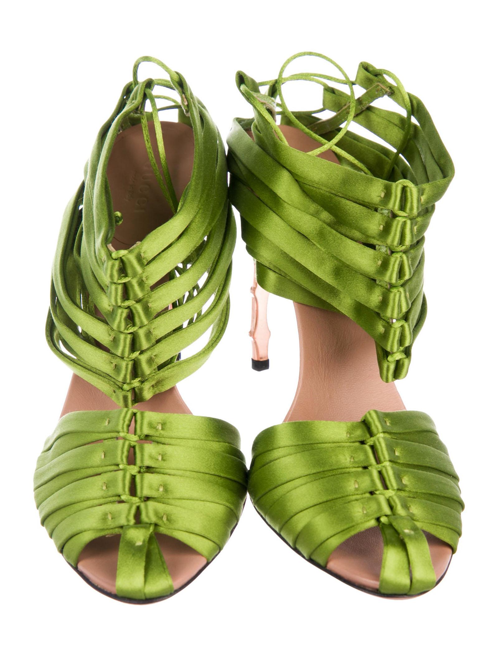 NWT Iconic TOM FORD for GUCCI S/S 2004 Green Satin Corset Shoes Sandals 6.5 , 7 For Sale 1