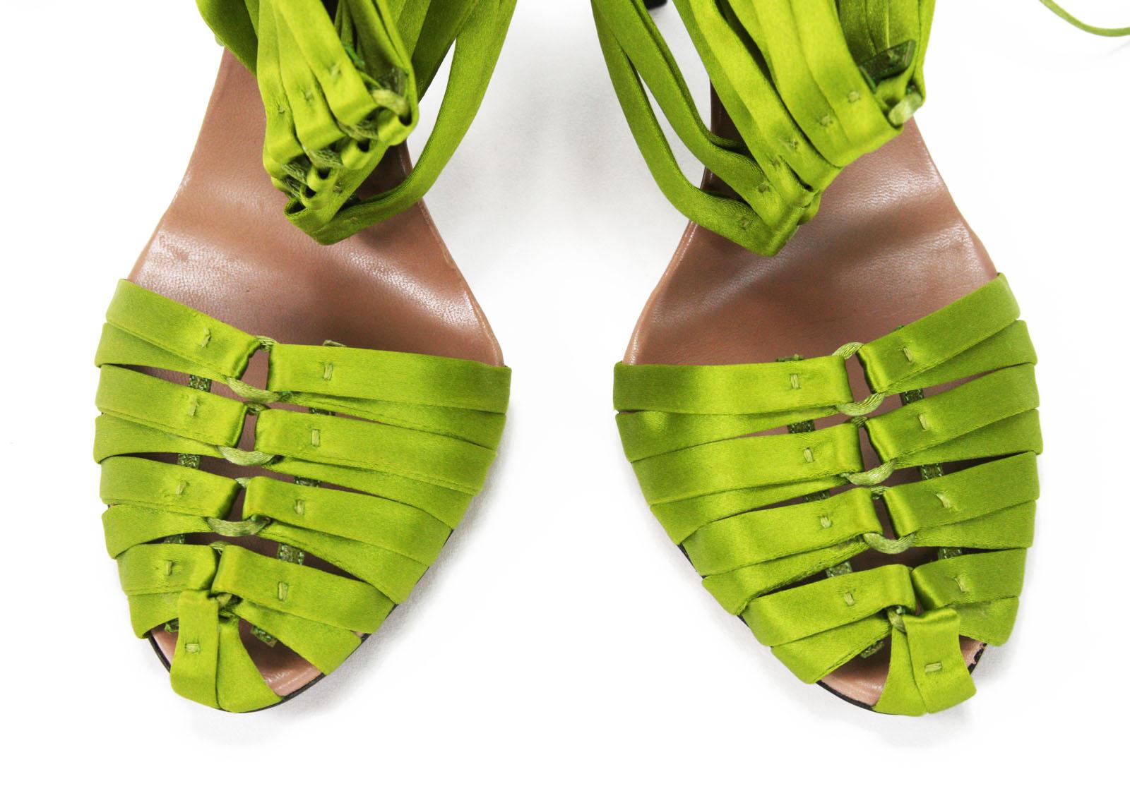 NWT Iconic TOM FORD for GUCCI S/S 2004 Green Satin Corset Shoes Sandals 6.5 , 7 For Sale 3