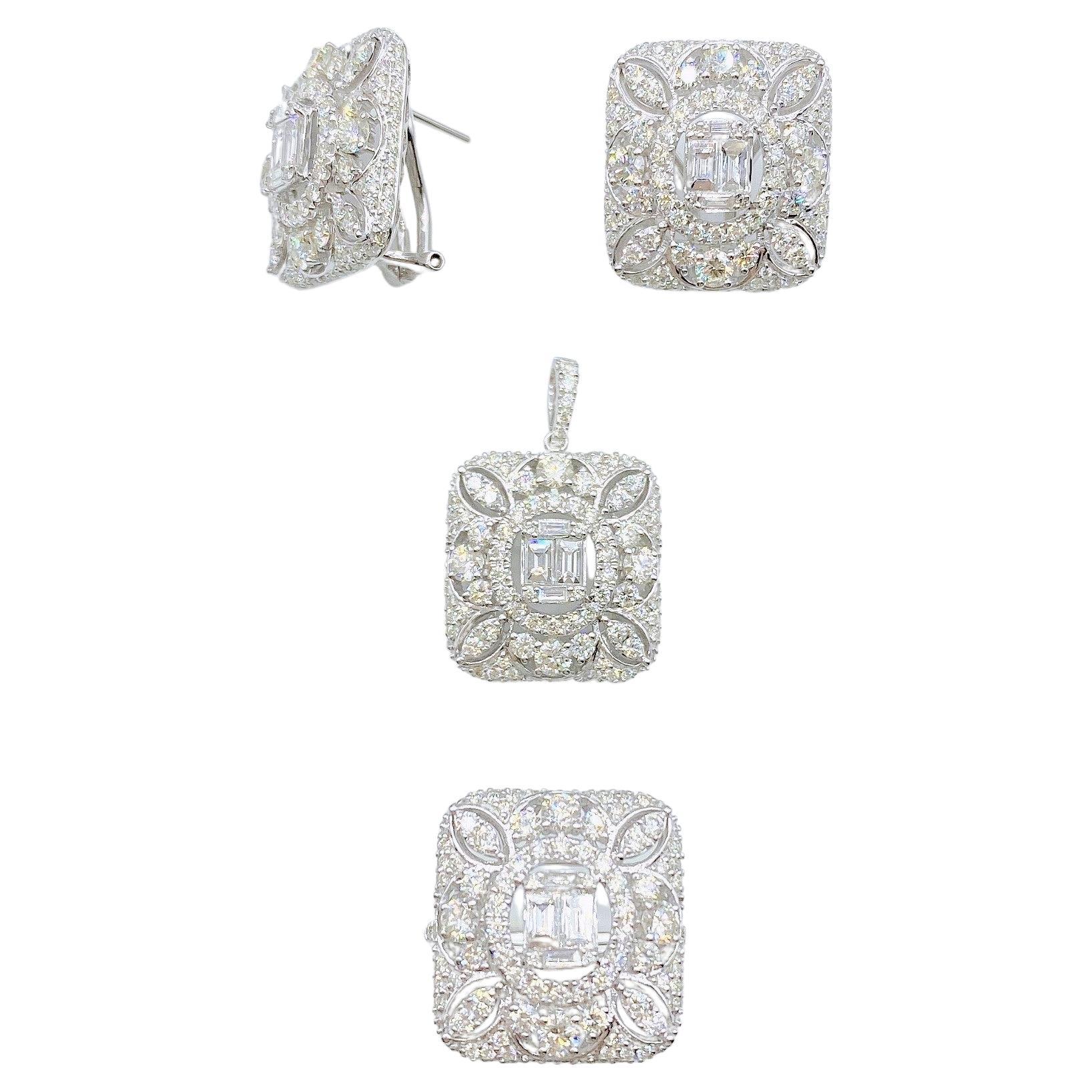 NWT 37, 837 Important 18KT Gold Gorgeous Fancy Grand Diamond Pendant Earrings Set For Sale