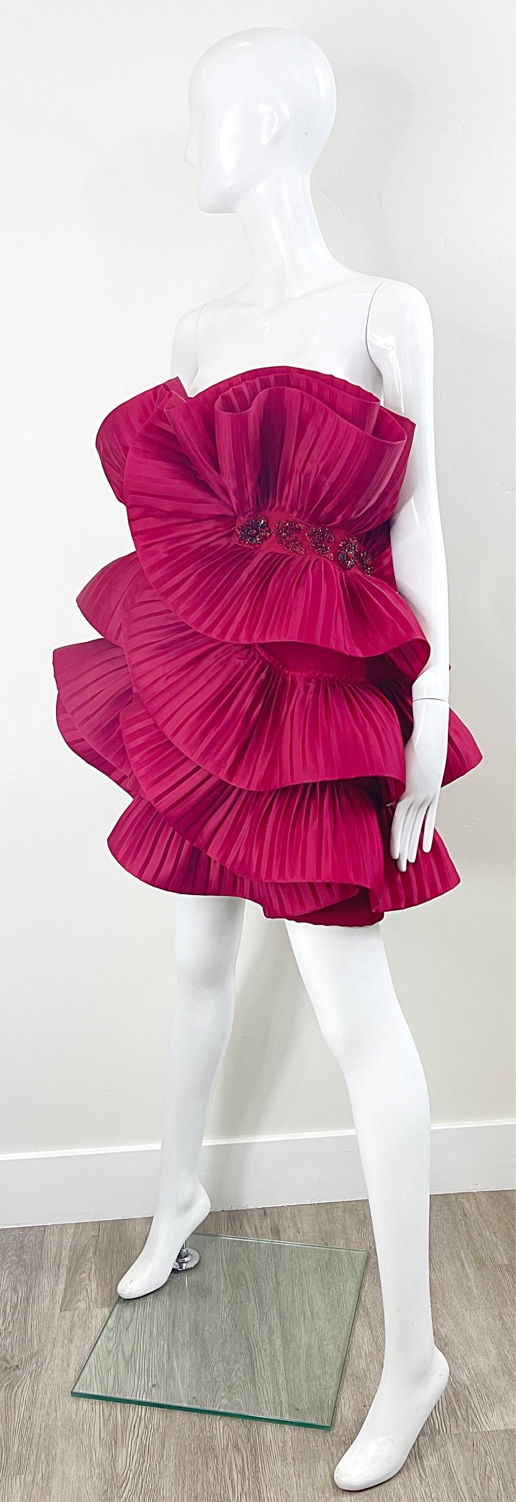 NWT Marchesa Size 10 Red Beaded Rhinestone Avant Garde Pleated Strapless Dress For Sale 10