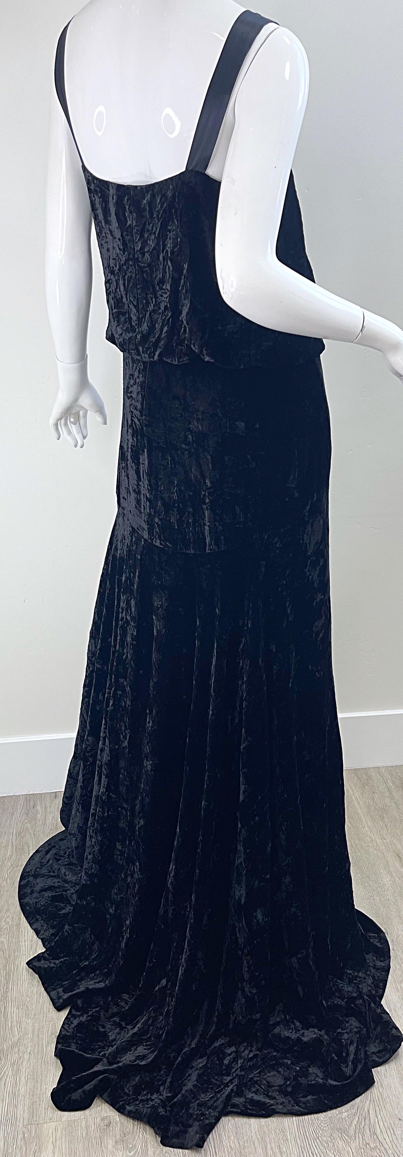 NWT Michael Kors Collection Fall 2006 Runway Size 6-8 Black Crushed Velvet Gown For Sale 2
