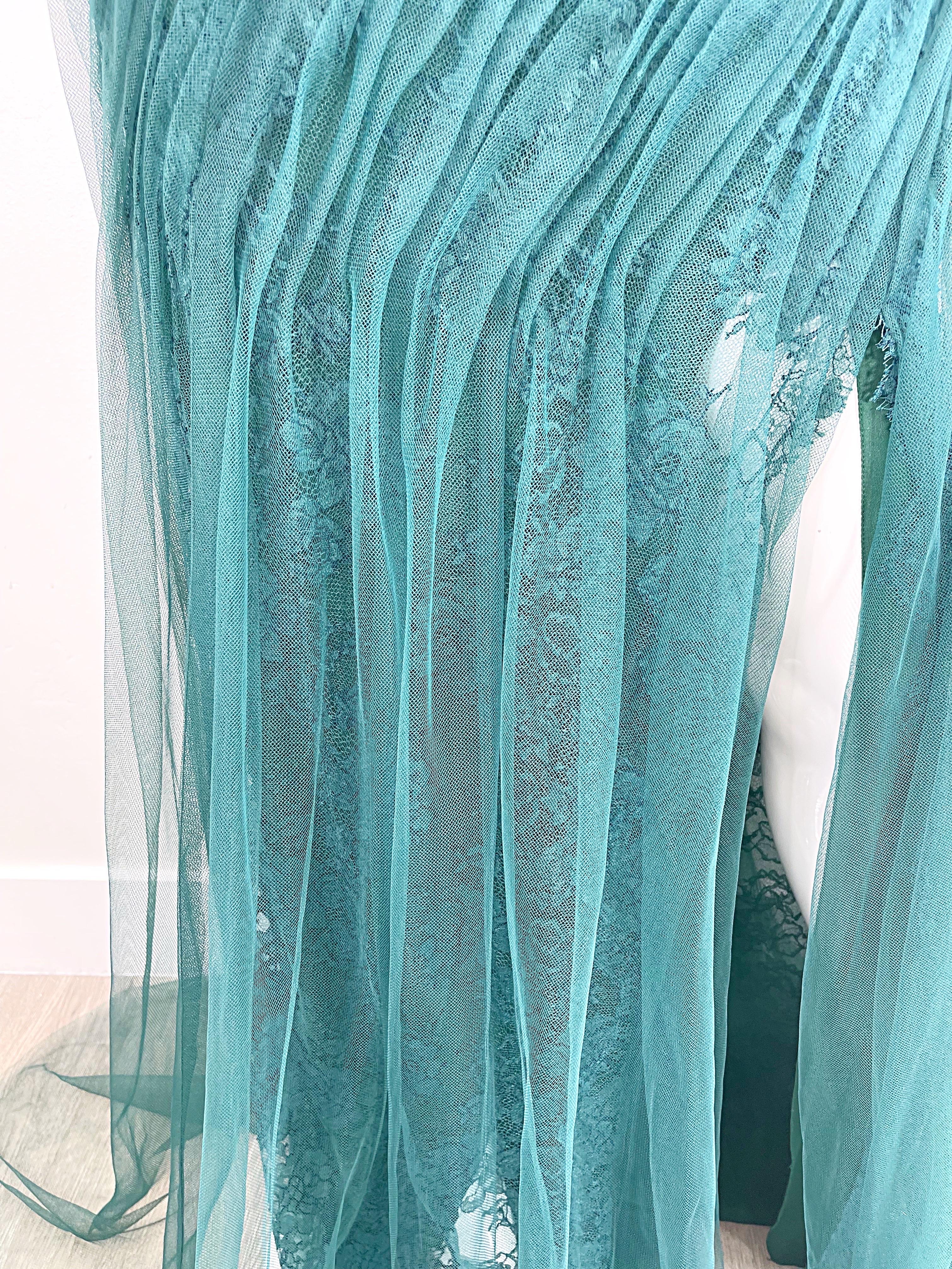 NWT Monique Lhuillier Runway Spring 2013 Size 4 Emerald Green Lace Gown Dress For Sale 7