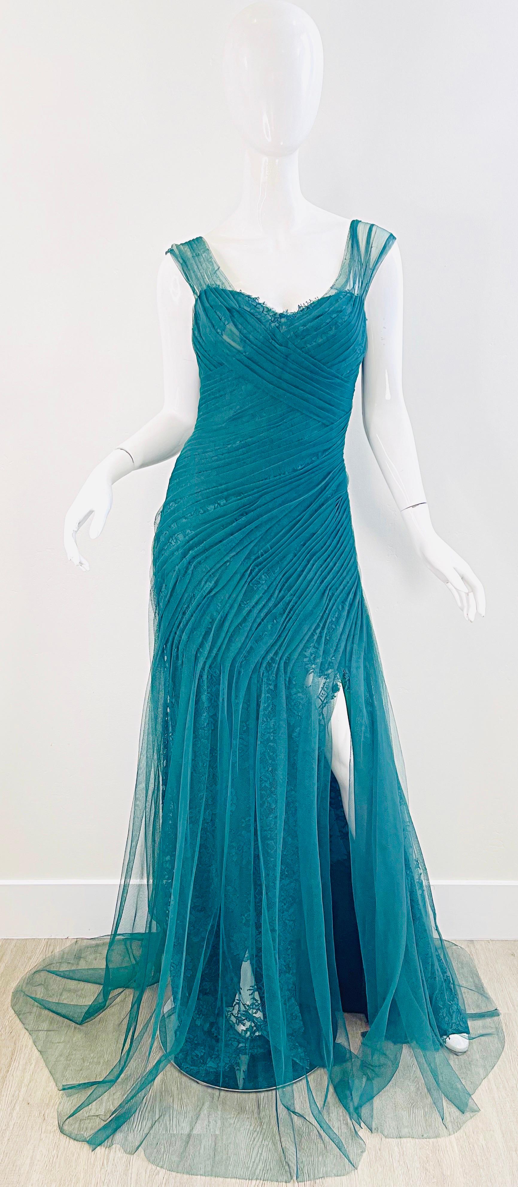 NWT Monique Lhuillier Runway Spring 2013 Size 4 Emerald Green Lace Gown Dress For Sale 13