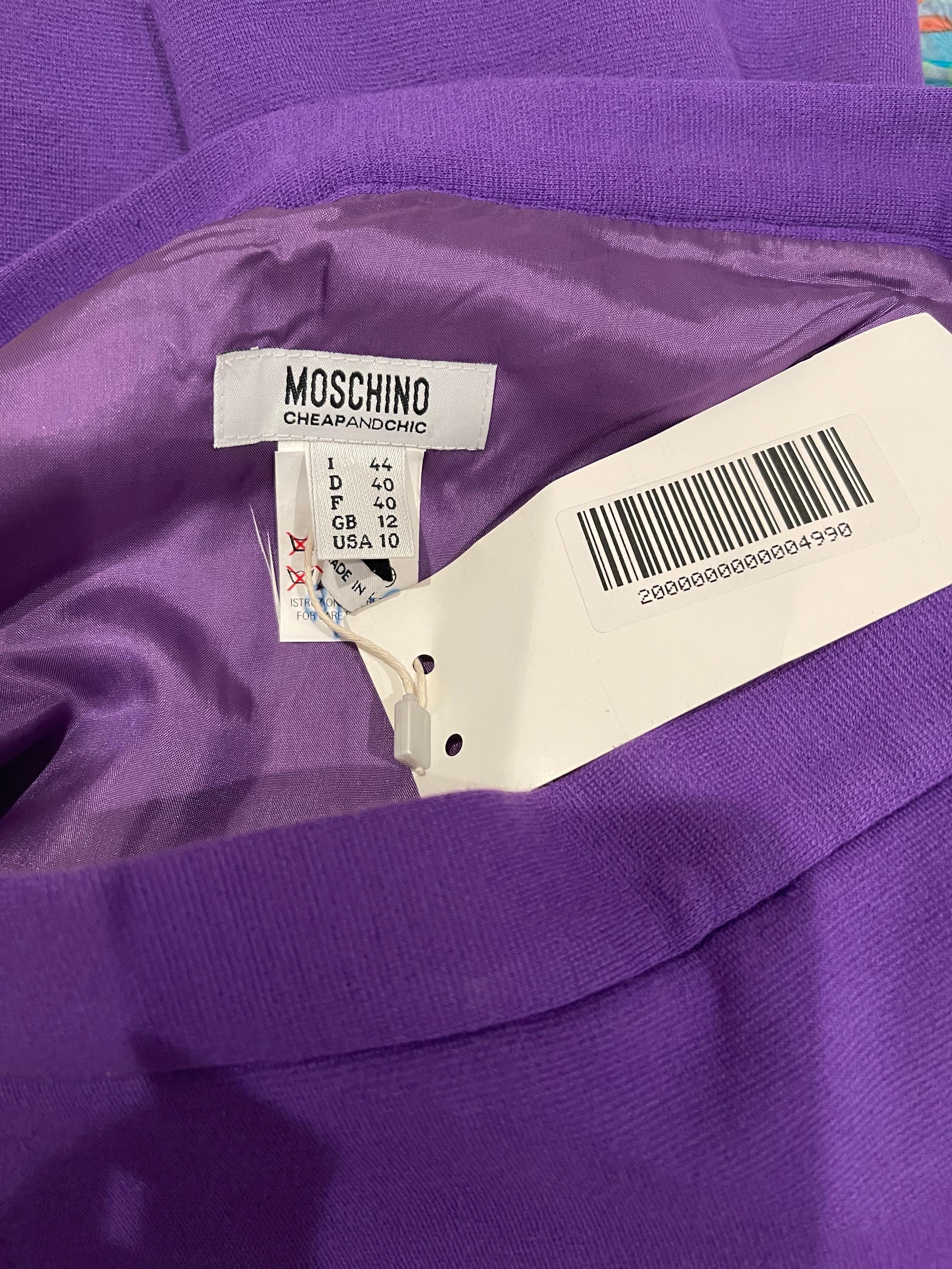 Stylish new with tags MOSCHINO Cheap and Chic purple A-line skirt ! Features a soft rayon blend fabric. Hidden zipper up the back with hook-and-eye closure. Can easily be dressed up or down.
In great unworn condition, with original store tags still