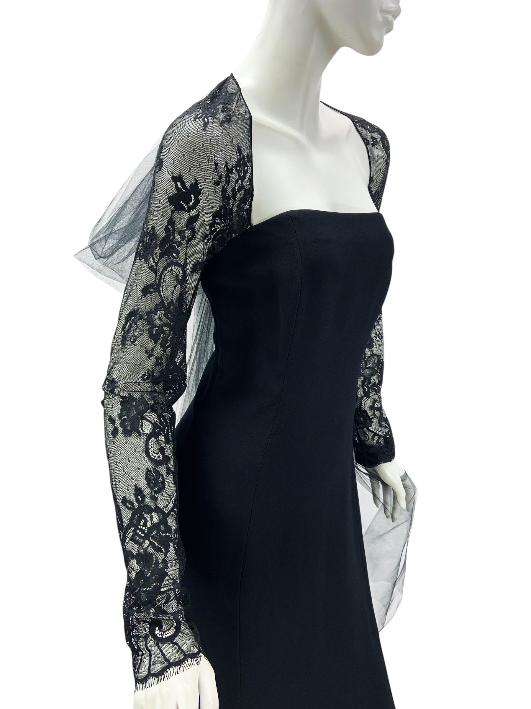 NWT Oscar De La Renta 2022 Collection Abito in tulle nero con fiocco sul retro e pizzo floreale US 8 in vendita 1