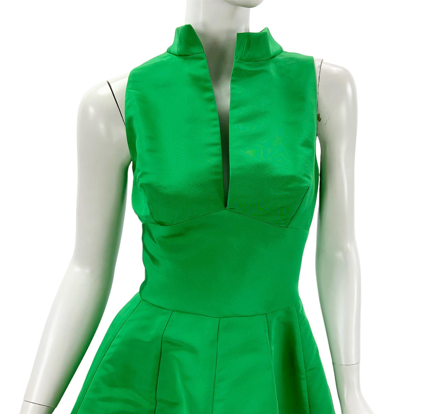 NWT Oscar de la Renta $5490 S/S 2015 Green Silk Taffeta Feather Beads Dress US 6 For Sale 1
