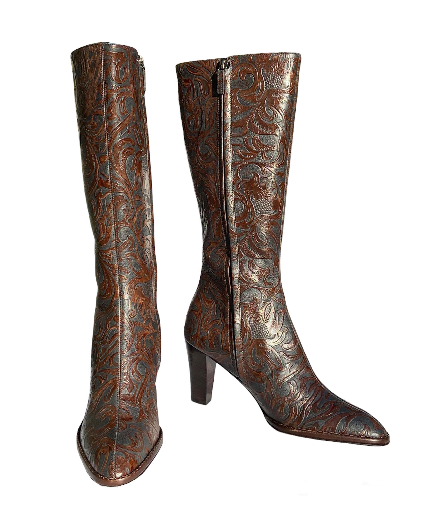 Women's NWT Oscar de la Renta Floral Tooled Leather Brown Gray Knee Boots Italian 37 For Sale