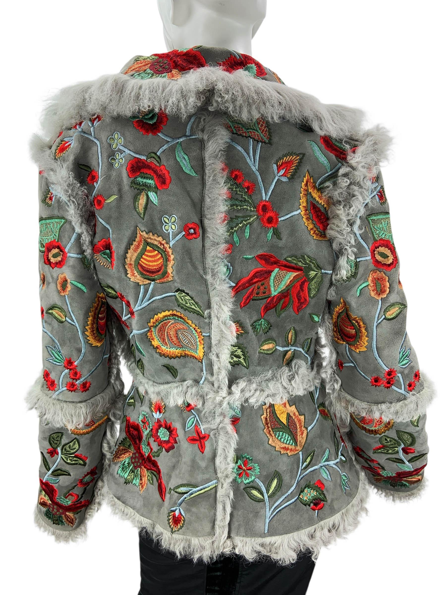 Women's NWT Oscar de la Renta FW 2013 Pearl Gray Fully Embroidered Shearling Jacket US 8 For Sale