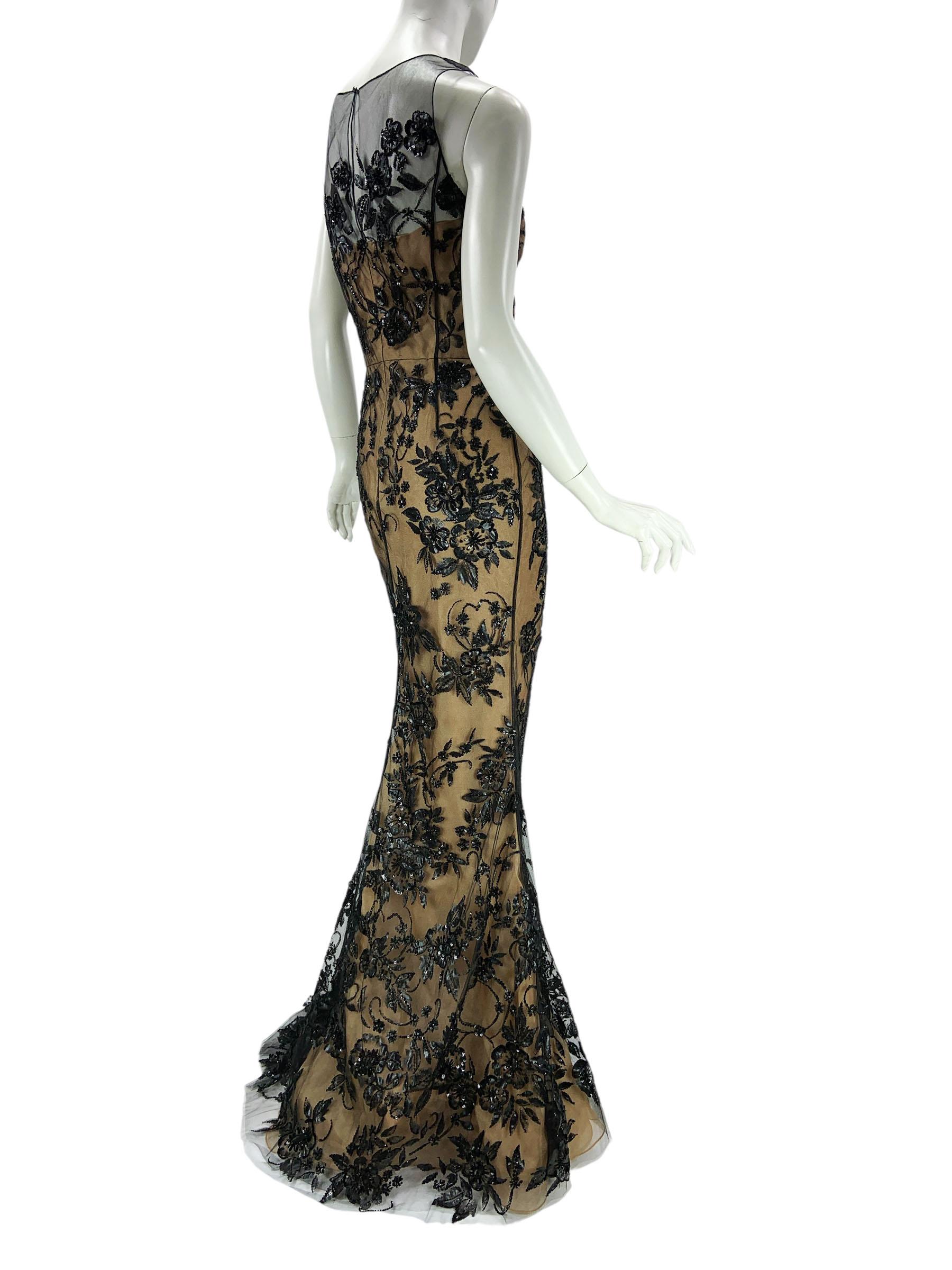 NWT Oscar De La Renta FW 2014 Abito in tulle nero completamente ricamato US 6 In condizioni Nuovo in vendita a Montgomery, TX