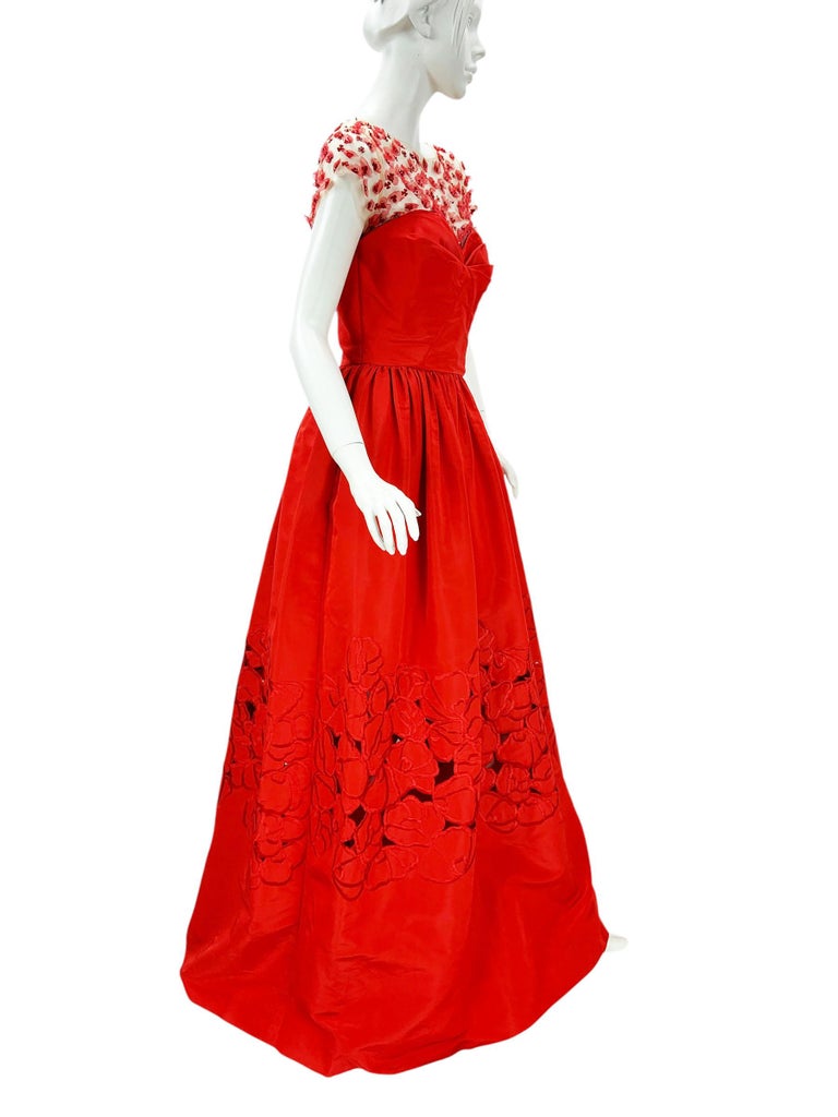 NWT Oscar De La Renta Vestido rojo de tafetán de seda con bordado