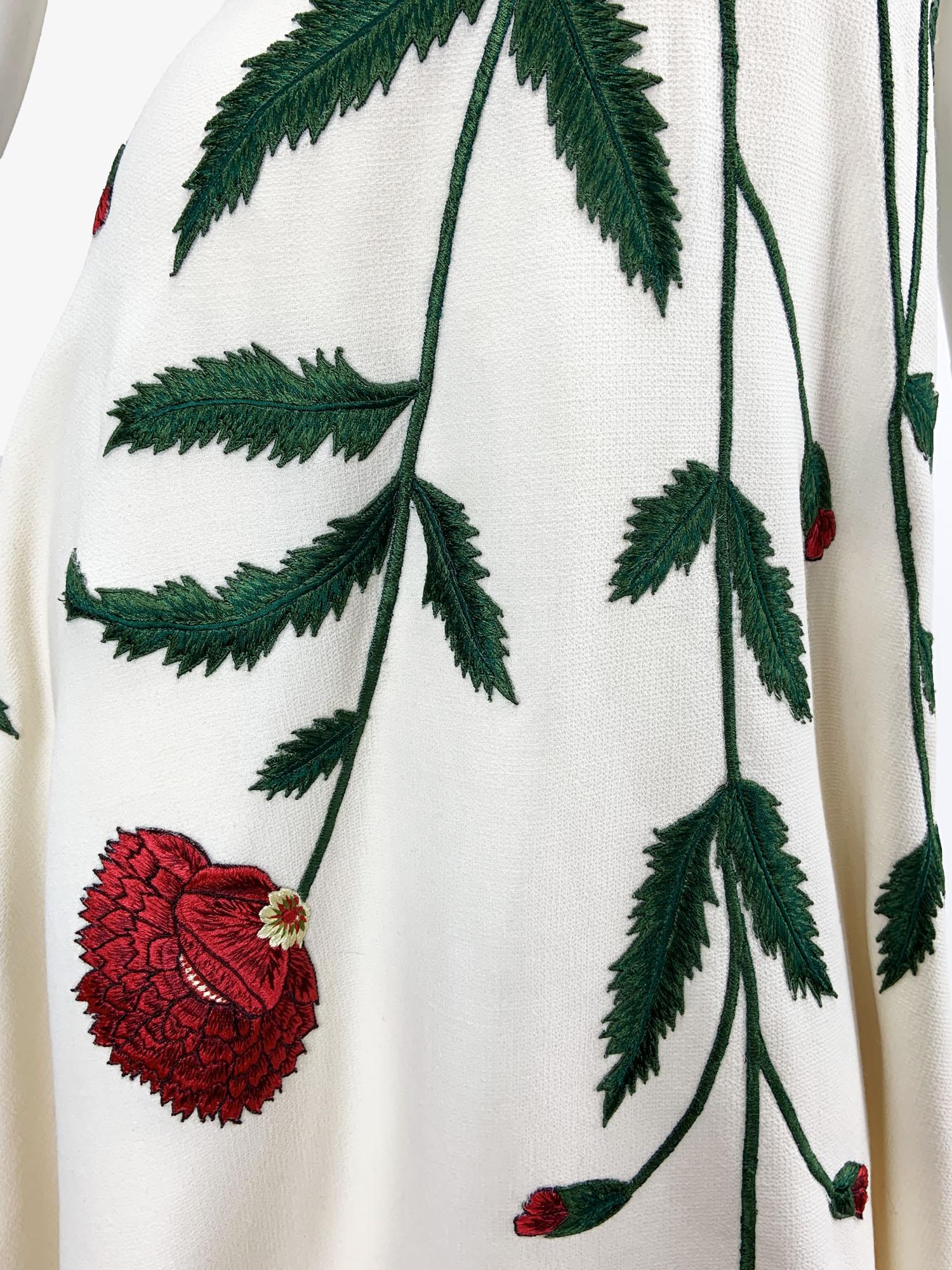NWT Oscar de la Renta S/S 2019 Poppy Embroidered Stretch-Wool Crepe Dress US 10 For Sale 1