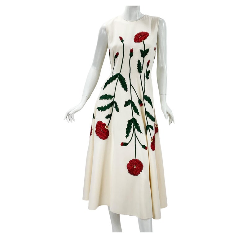 NWT Oscar de la Renta S/S 2019 Poppy Embroidered Stretch-Wool Crepe Dress US 10 For Sale at 1stDibs | oscar de la renta poppy dress, poppy flower costume, oscar big white dress NWT Oscar de la Renta S/S 2019 Poppy Embroidered Stretch-Wool Crepe Dress US 10 For Sale at 1stDibs | oscar de la renta poppy dress, poppy flower costume, oscar big white dress