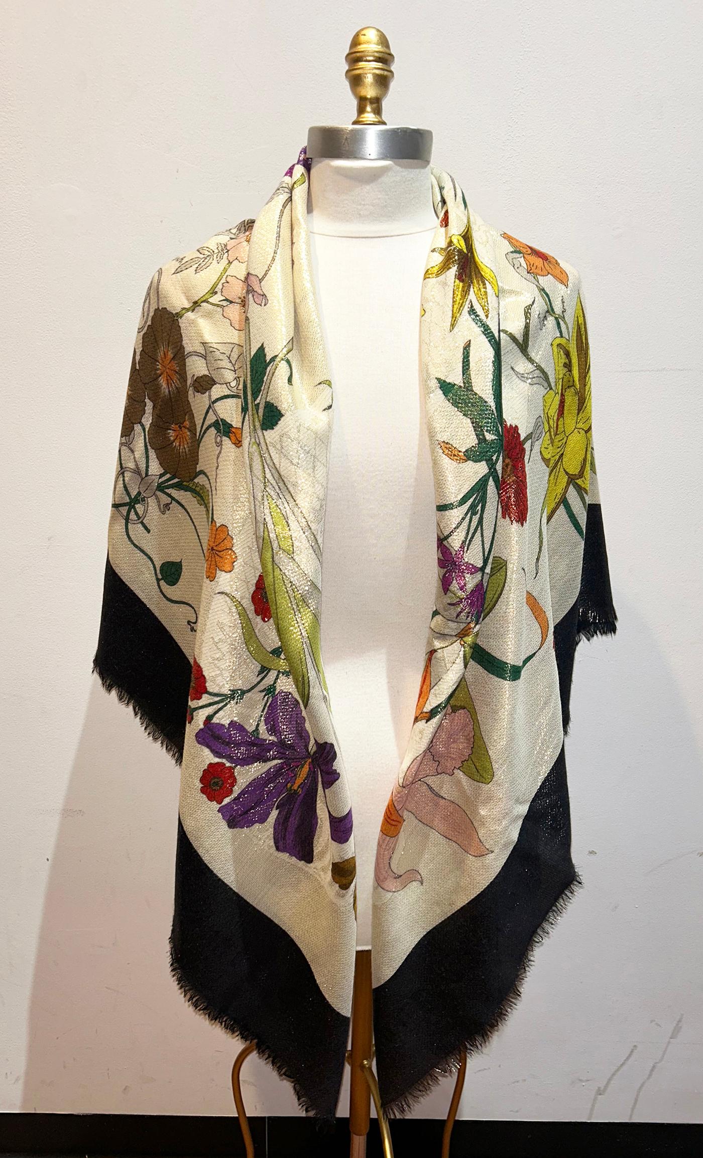 NWT RARO Gucci Floral Metálico Shimmer Lurex Gótico Serpiente Bufanda con Caja en venta 6