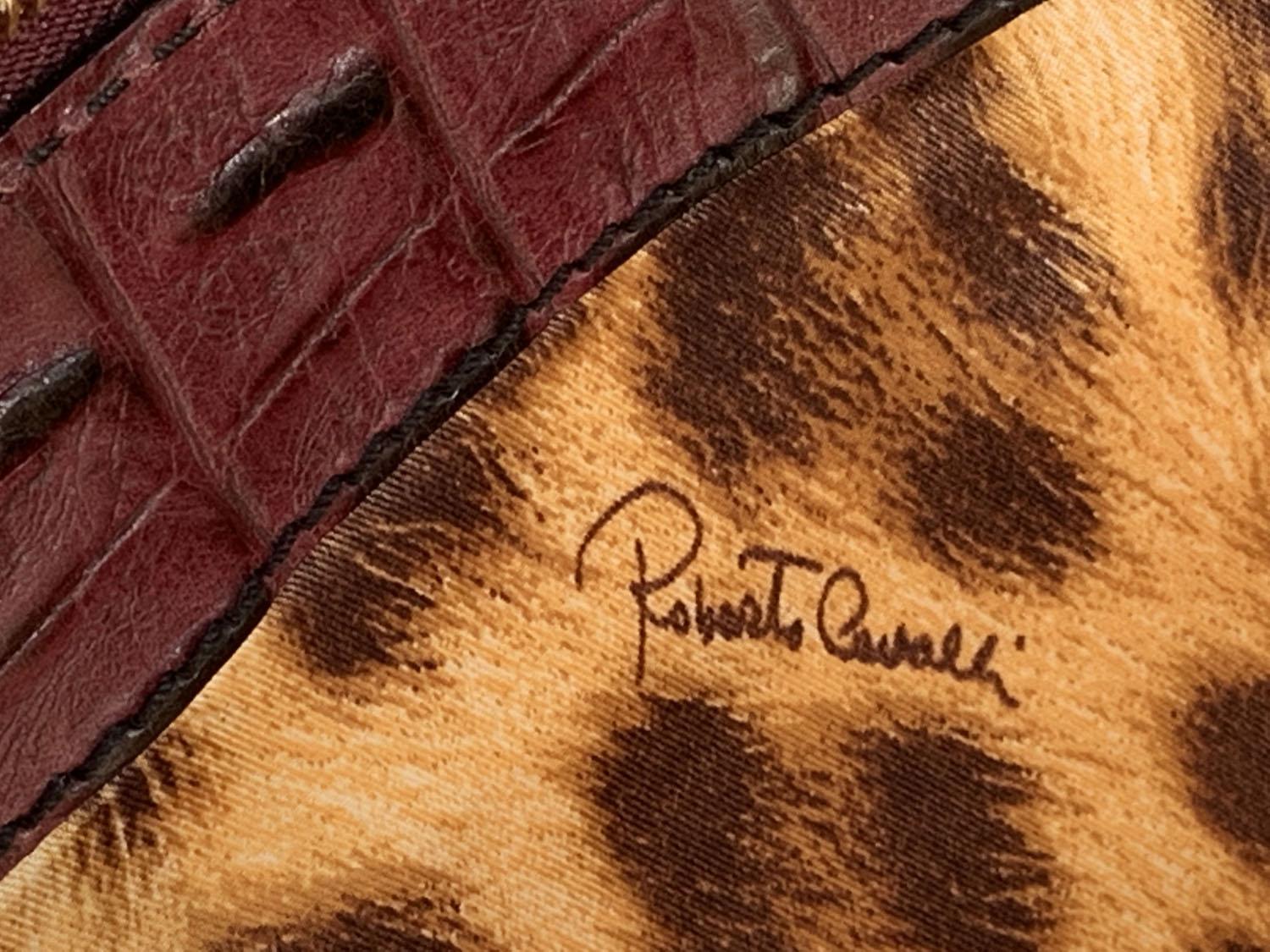 Grand sac Roberto Cavalli F 2006 bordeaux velours avec bordure en crocodile peint en or, neuve avec étiquette en vente 7