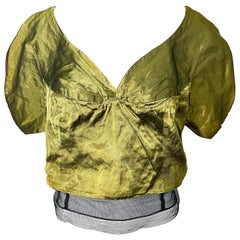 NWT Rochas Runway Otoño 2004 Talla 42 / 10 Seda Dorada Manga Corta Crop Top Blusa