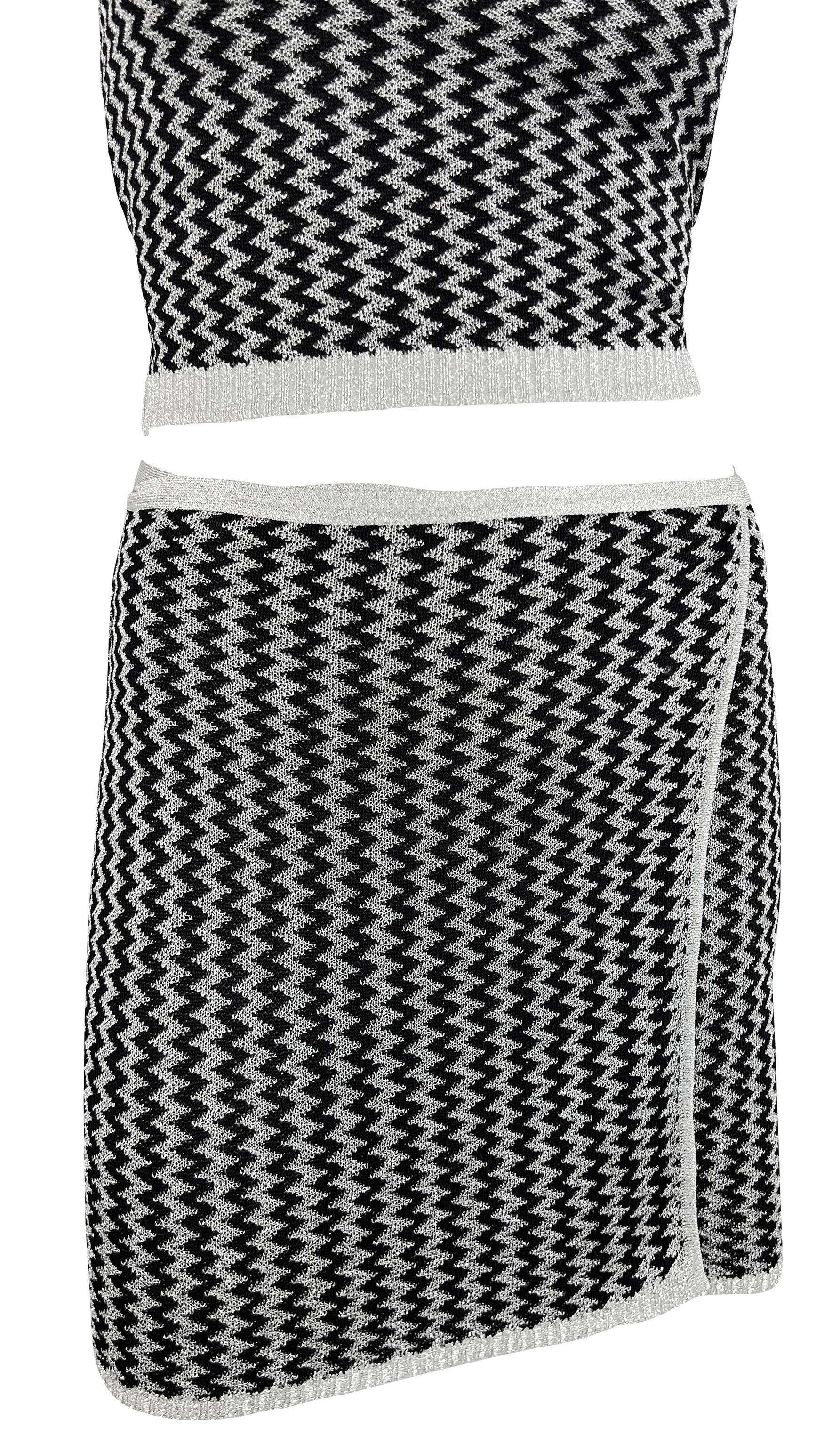 NWT S/S 1995 Dolce & Gabbana Conjunto de falda y top de punto metalizado con cuello halter en venta 1