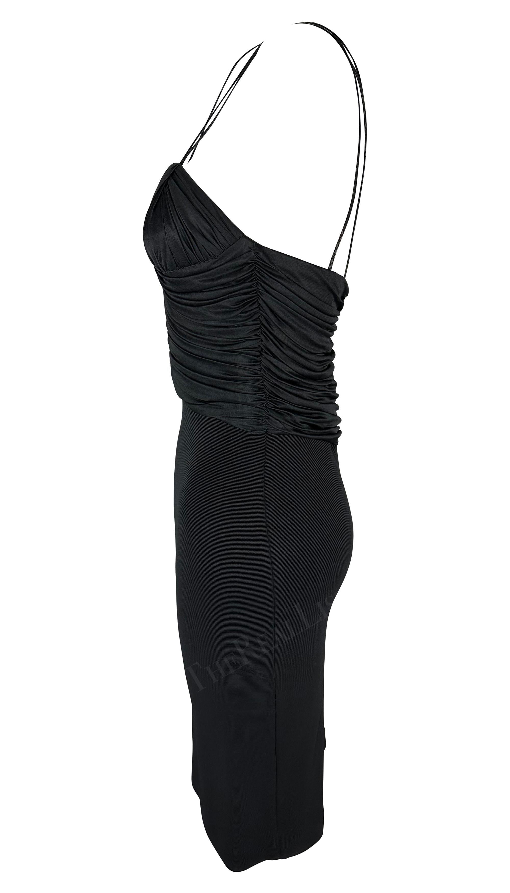 NWT S/S 1995 Gianni Versace Black Bodycon Ruched Leather Strap Mini Dress Pour femmes en vente