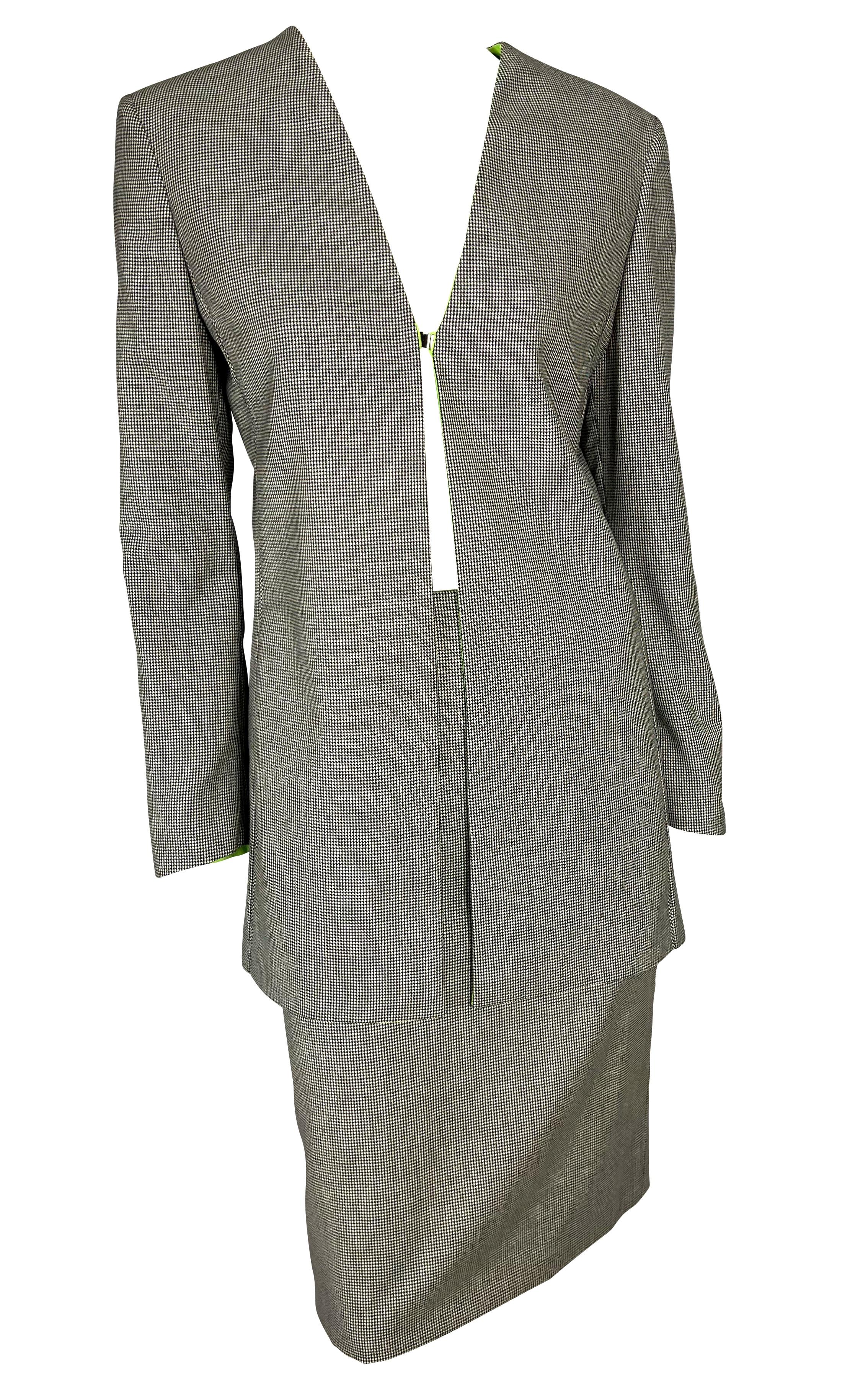 NWT S/S 1998 Gianni Versace by Donatella Houndstooth Tunic Suit Green Lining For Sale 4
