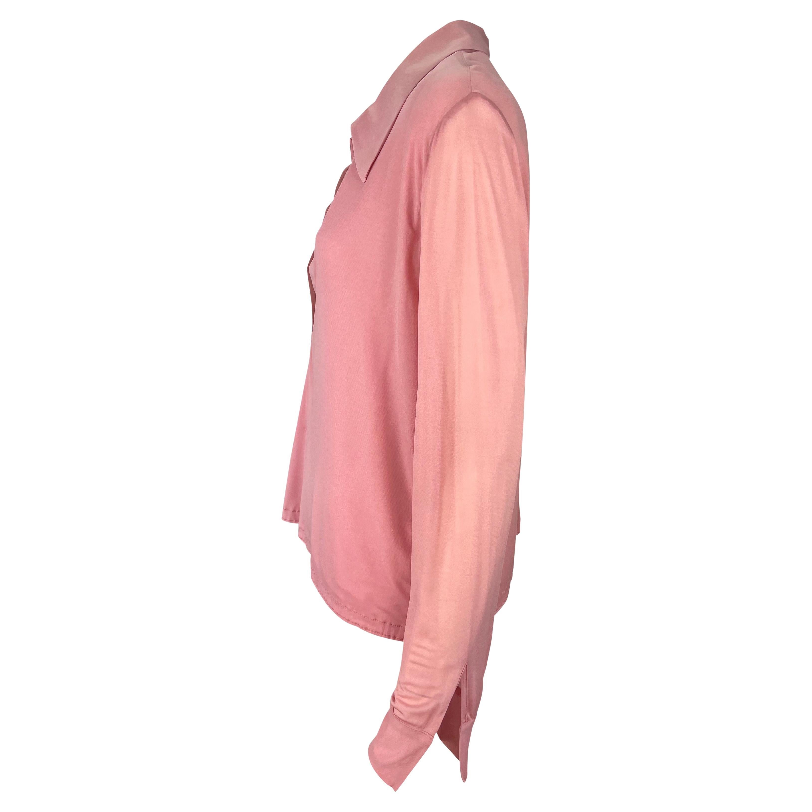 NEU F/S 2000 Gucci by Tom Ford Laufsteg Werbe-Bluse mit tiefem rosa Kragen im Angebot 4