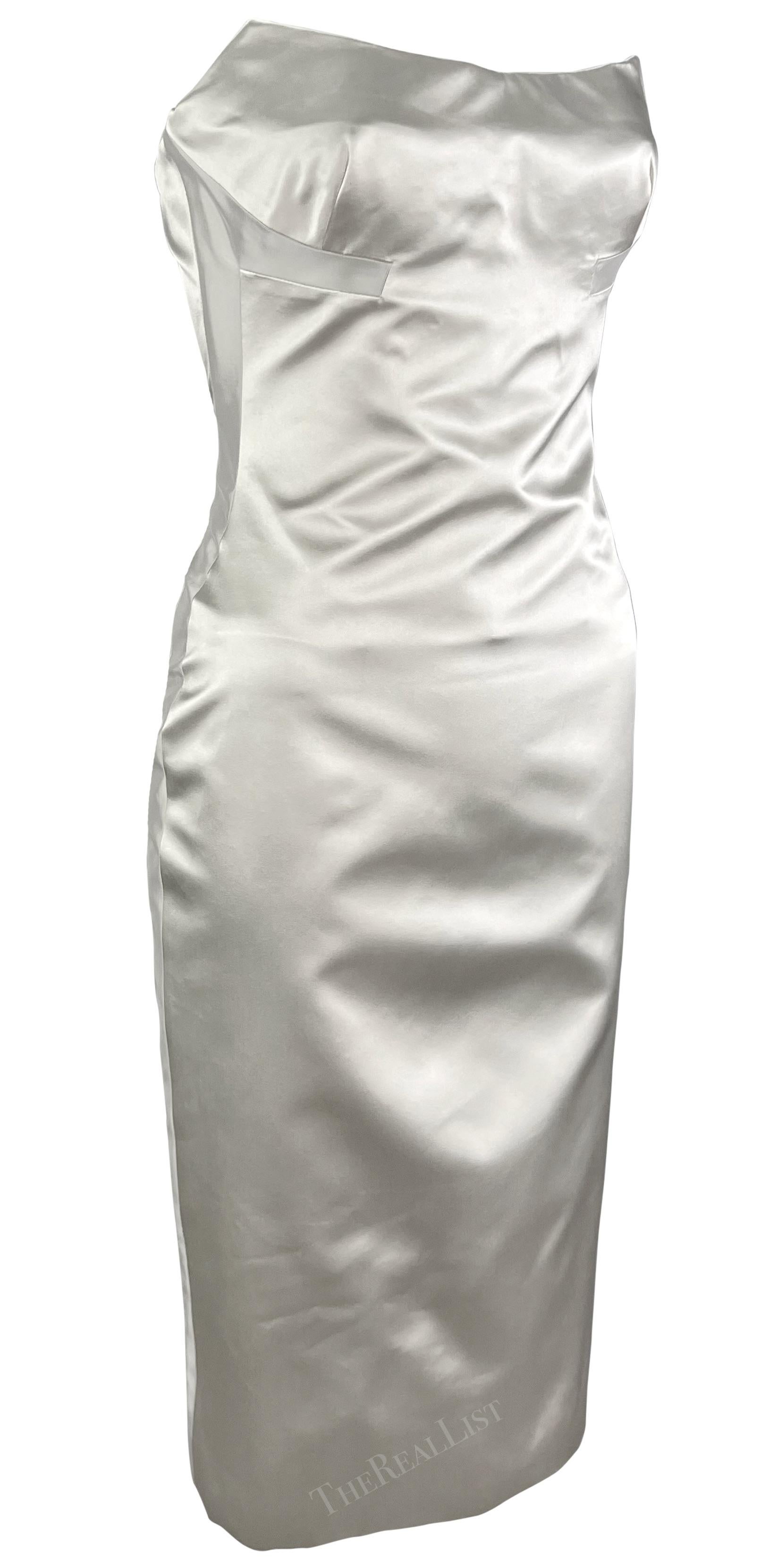 NWT S/S 2001 Gucci by Tom Ford Runway Ad Corset White Silk Satin Strapless Dress For Sale 10