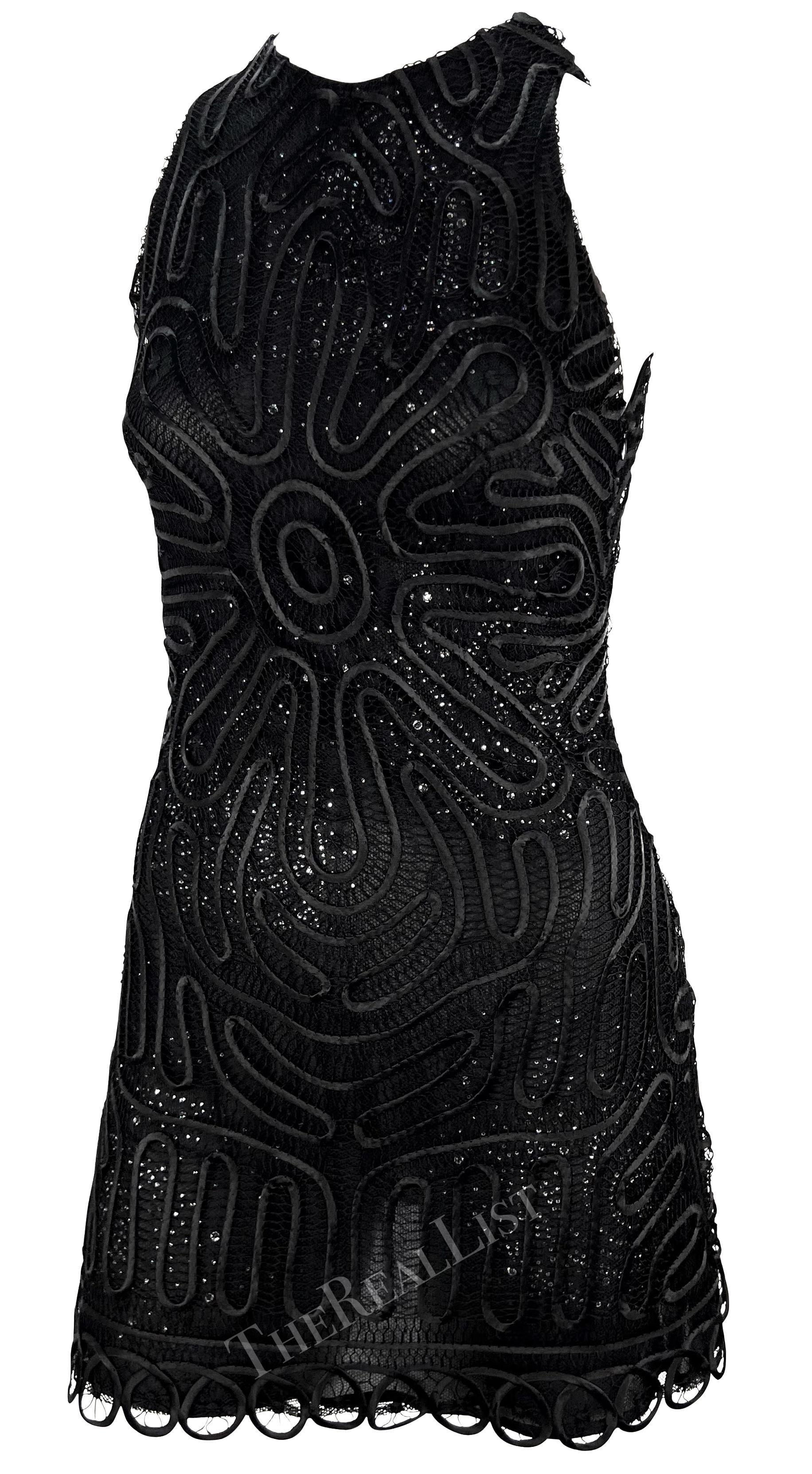 NEU F/S 2002 Gianni Versace by Donatella Schwarzes Minikleid aus durchsichtiger Strass-Spitzenspitze, neu mit Strass im Angebot 2
