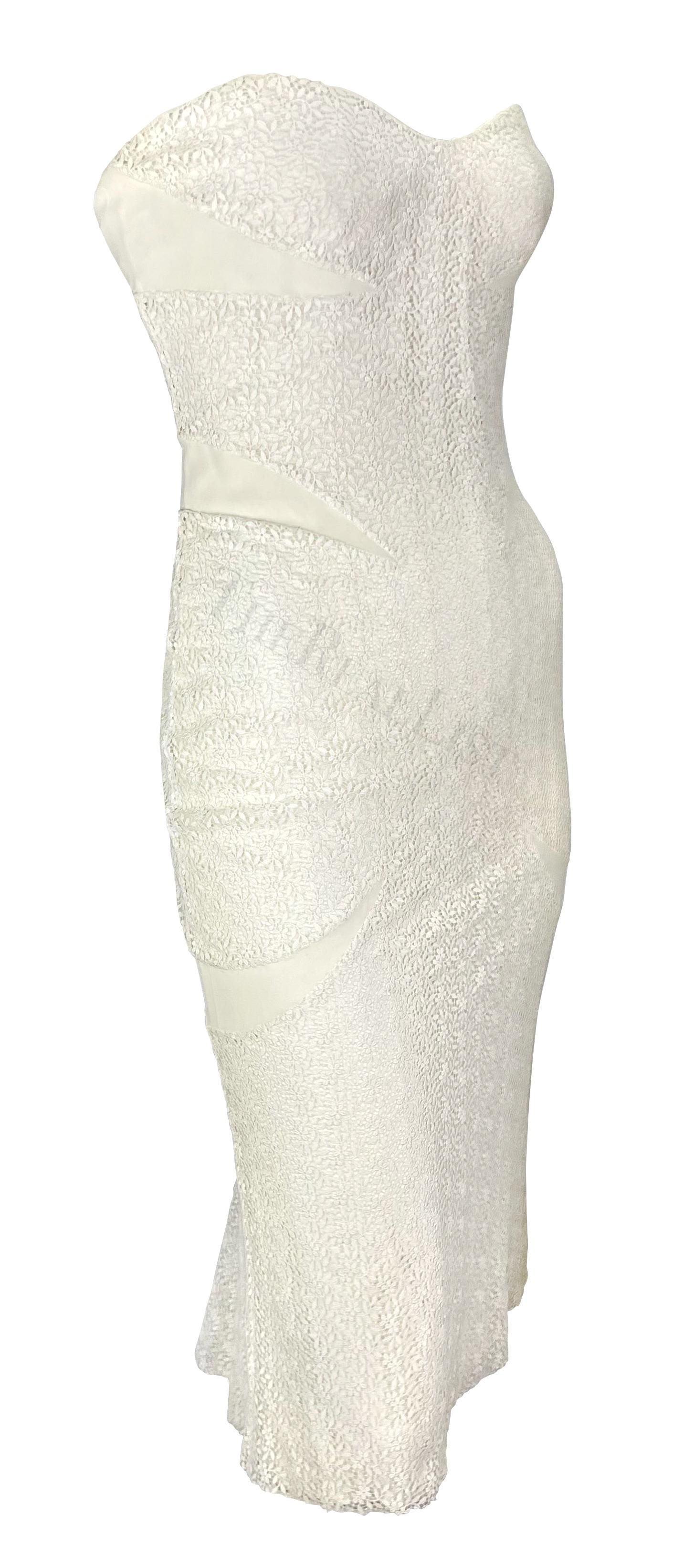 NWT S/S 2002 Gianni Versace by Donatella White Floral Lace Strapless Dress For Sale 4