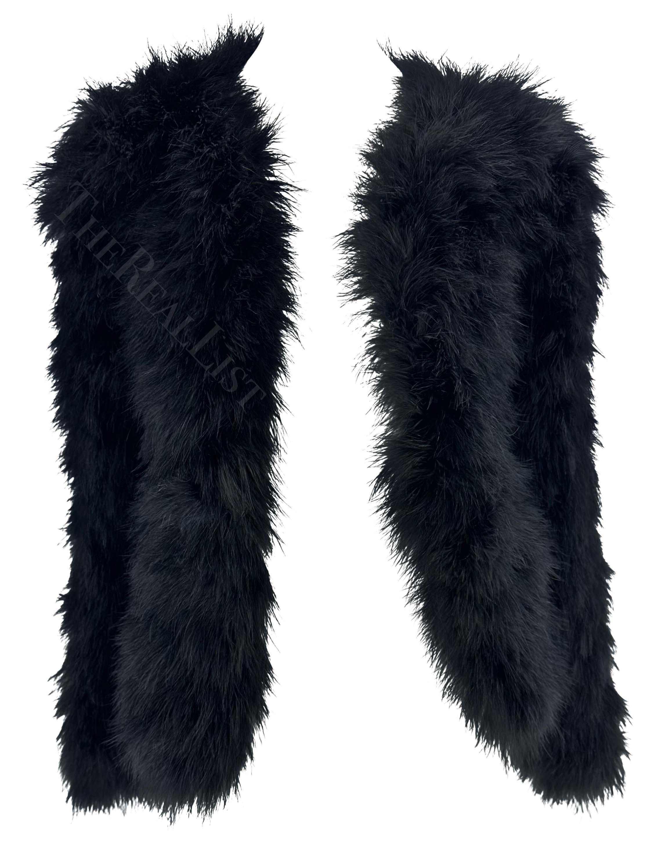 NWT S/S 2004 Gucci by Tom Ford Black Marabou Feather Chubby Coat For Sale 6