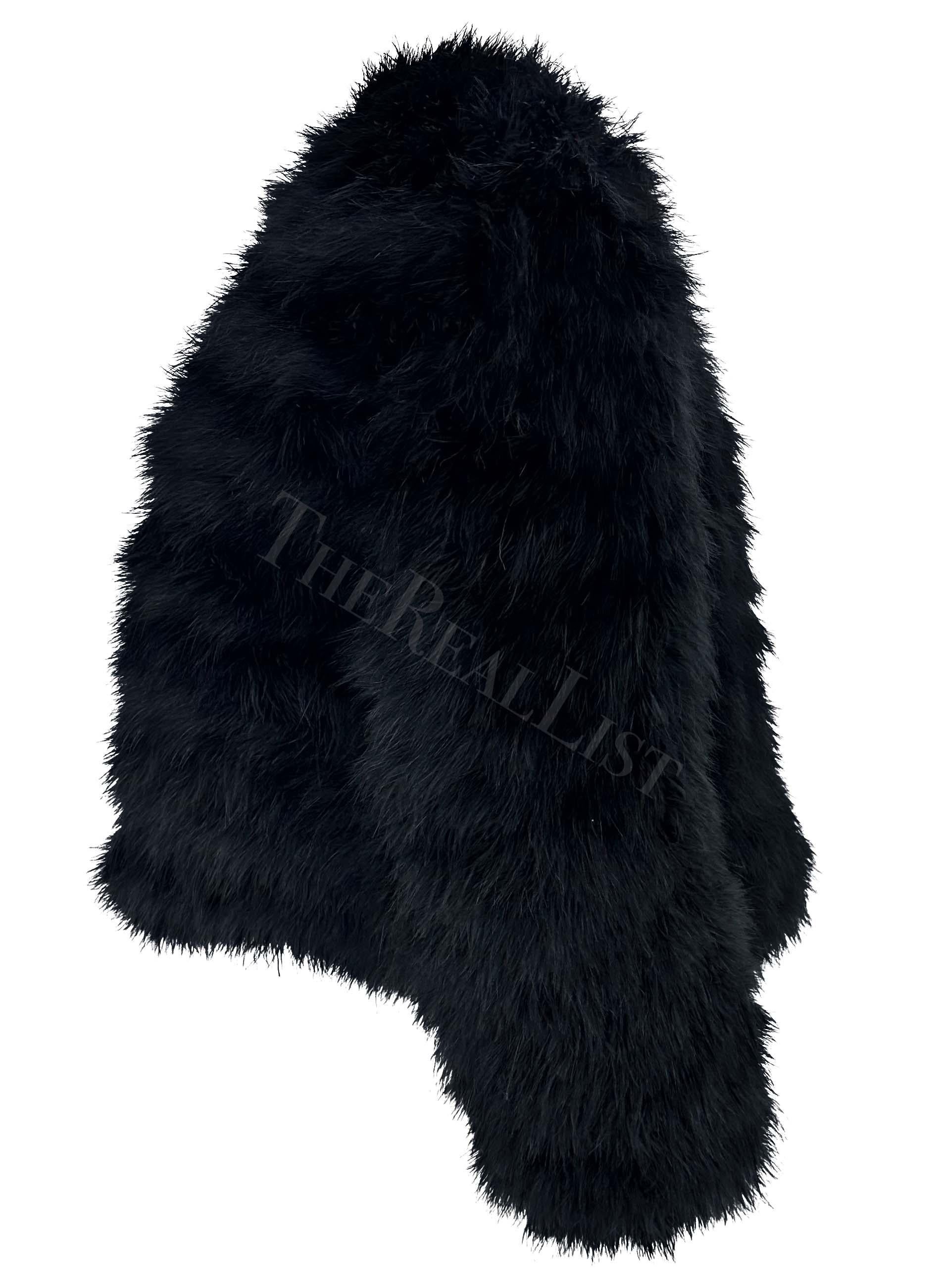 NWT S/S 2004 Gucci by Tom Ford Black Marabou Feather Chubby Coat For Sale 3