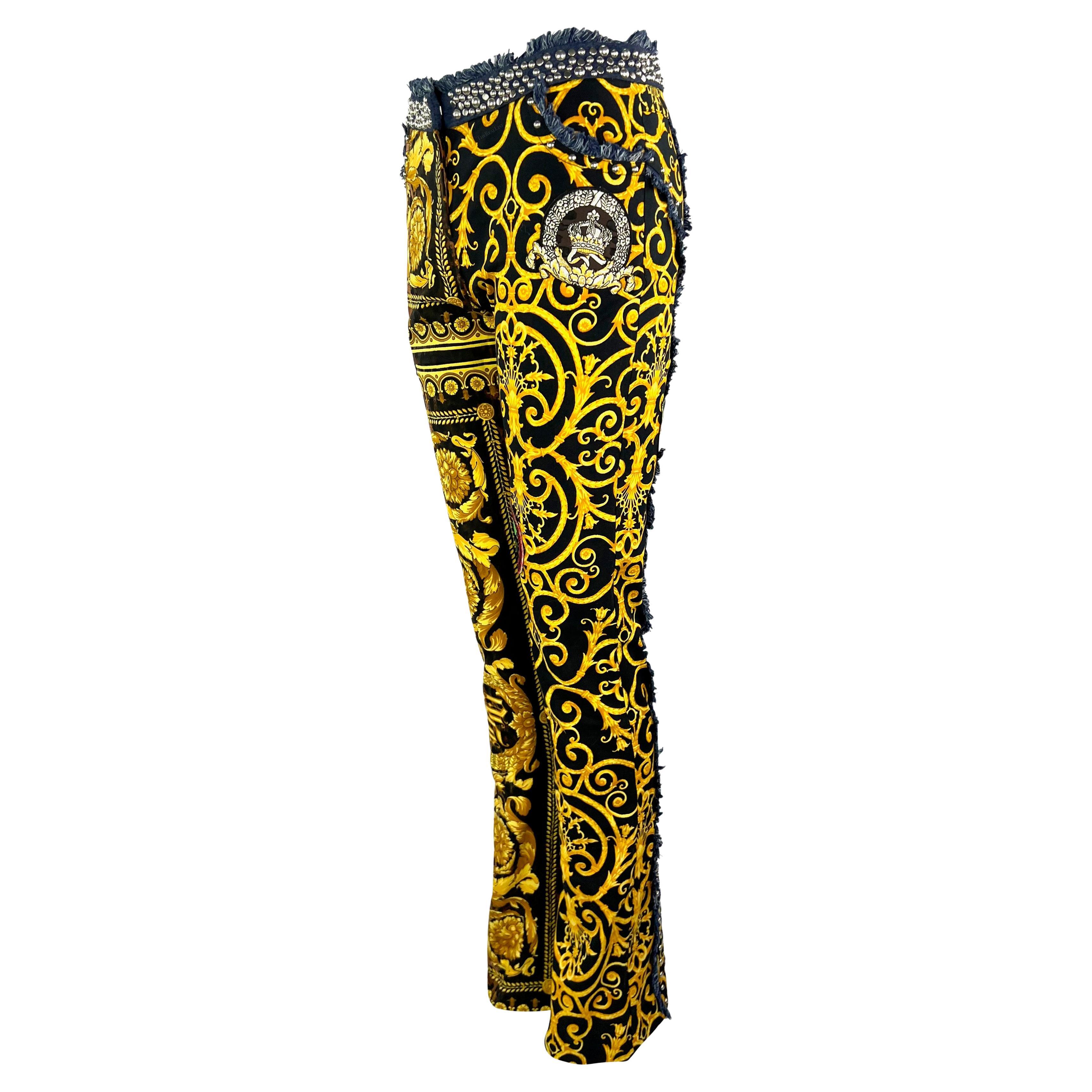 NWT S/S 2005 Versace by Donatella Baroque Print 'Chaos Couture' Studded Jeans For Sale 4