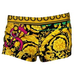 NWT S/S 2005 Versace by Donatella Chaos Couture Baroque Print Gold Mini Shorts