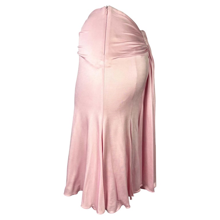 NWT S/S 2005 Versace by Donatella Runway Pink Viscose Ruched Flare Skirt In Good Condition For Sale In Philadelphia, PA