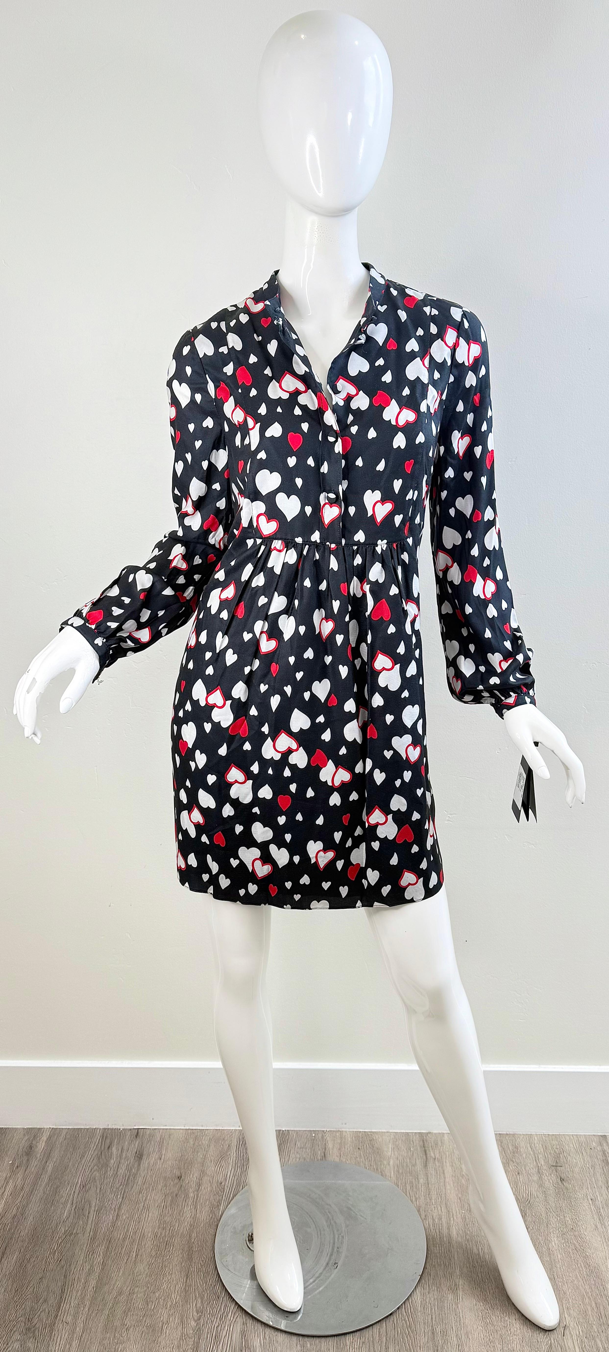 NWT Saint Laurent 2016 Größe 40 Heart Print Minikleid Schwarz Rot Weiß Seide YSL im Angebot 7