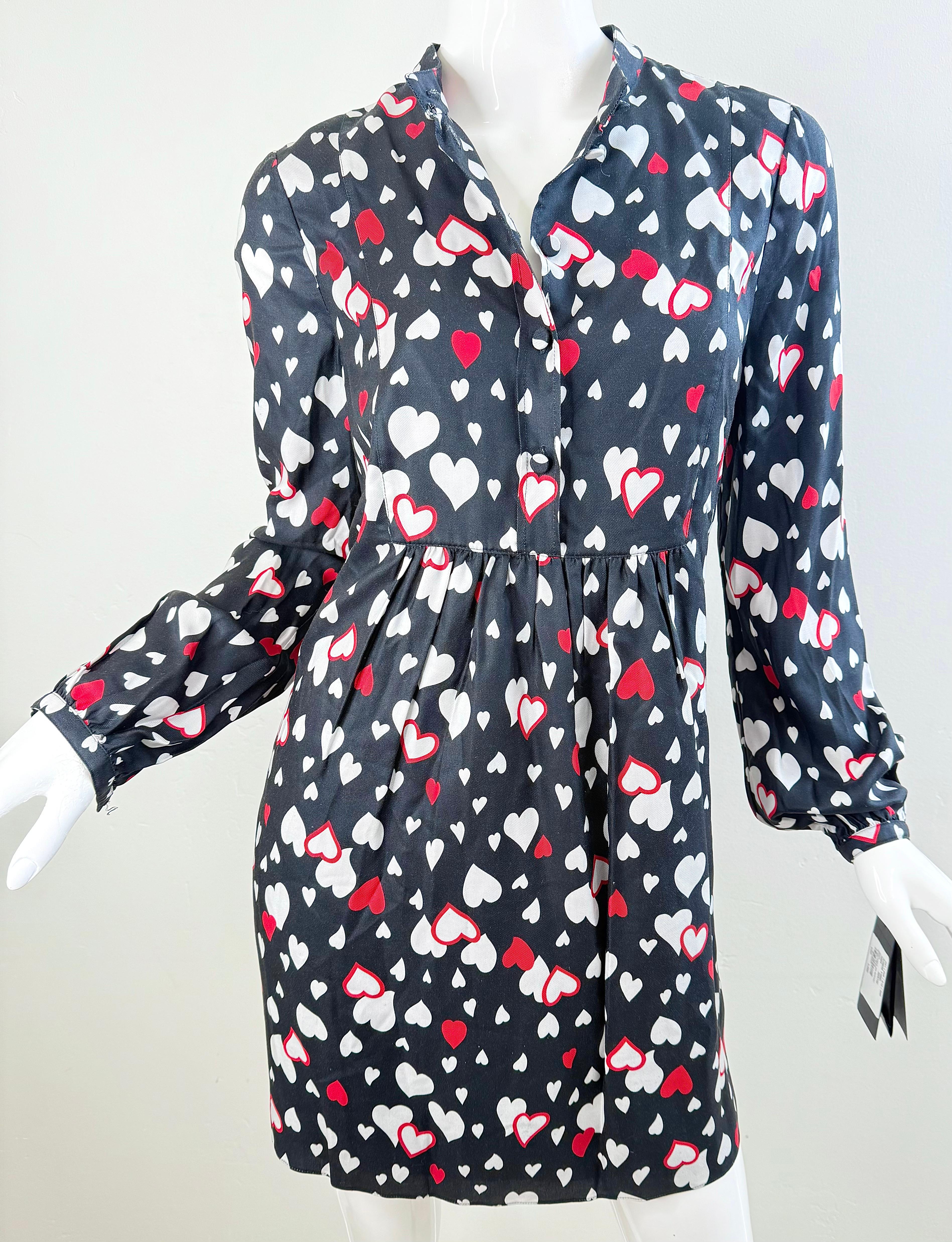 NWT Saint Laurent 2016 Größe 40 Heart Print Minikleid Schwarz Rot Weiß Seide YSL Damen im Angebot