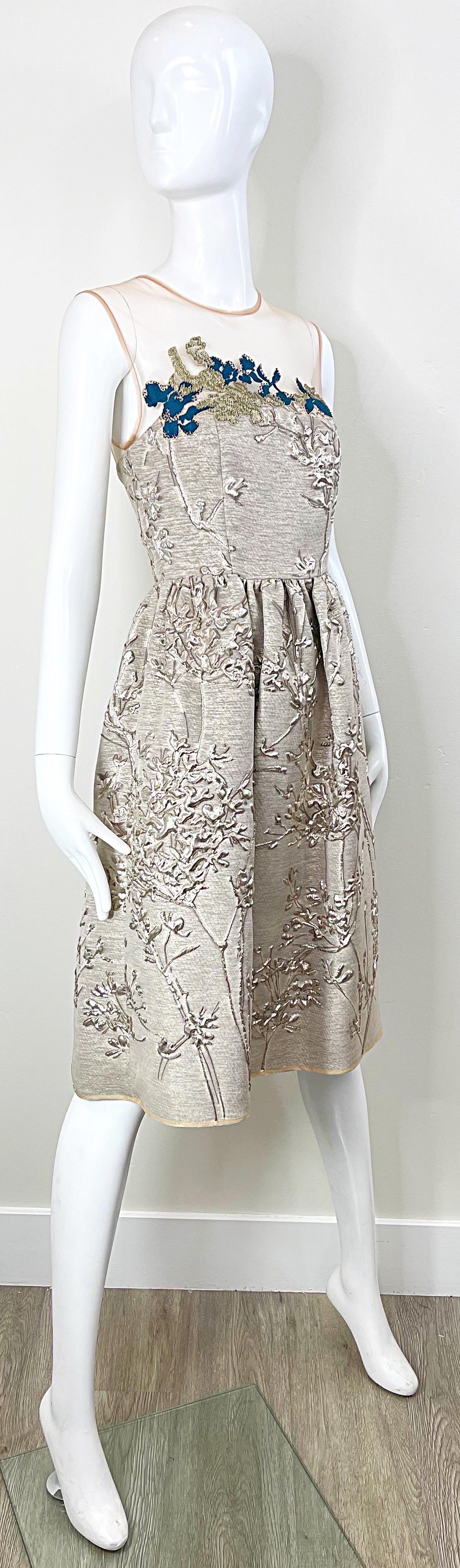 Gray NWT Talbot Runhof Size 4 Gold Silk Beaded Embroidered Fit n Flare Cocktail Dress For Sale