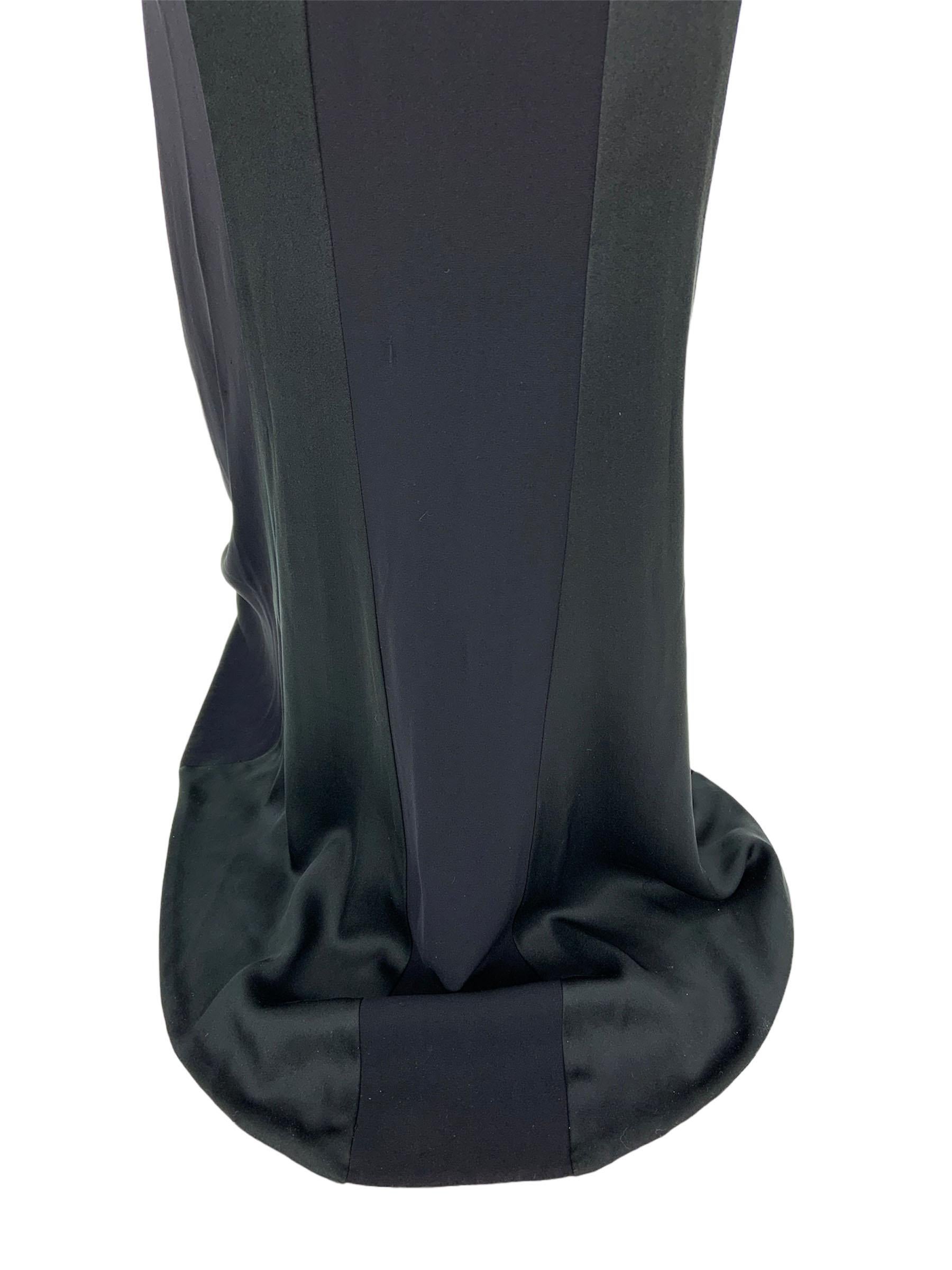 NWT Tom Ford for Gucci SS 2001 Vestido de seda negro italiano 40 - US 4 en venta 3