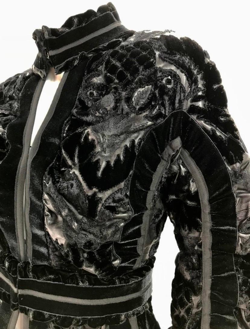 NWT Tom Ford For Yves Saint Laurent F/W 2002 Black Velvet & Leather Suit Fr 40 In New Condition For Sale In Montgomery, TX