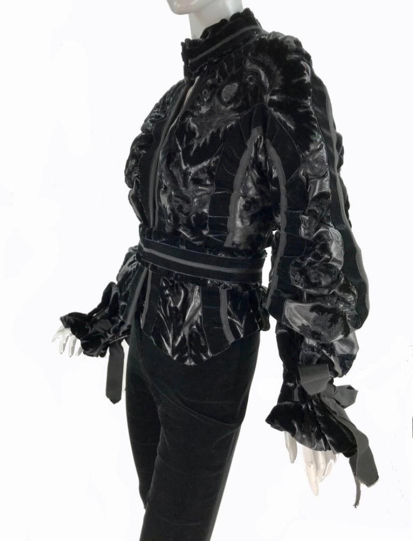 NWT Tom Ford For Yves Saint Laurent F/W 2002 Black Velvet & Leather Suit Fr 40 For Sale 1