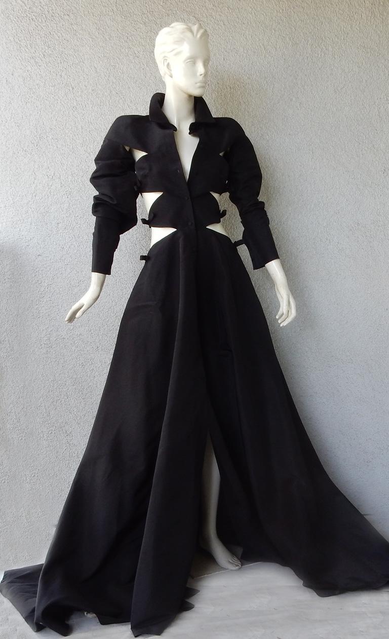 NWT Valentino Runway Black Cutout Coat Dress Gown In New Condition For Sale In Los Angeles, CA