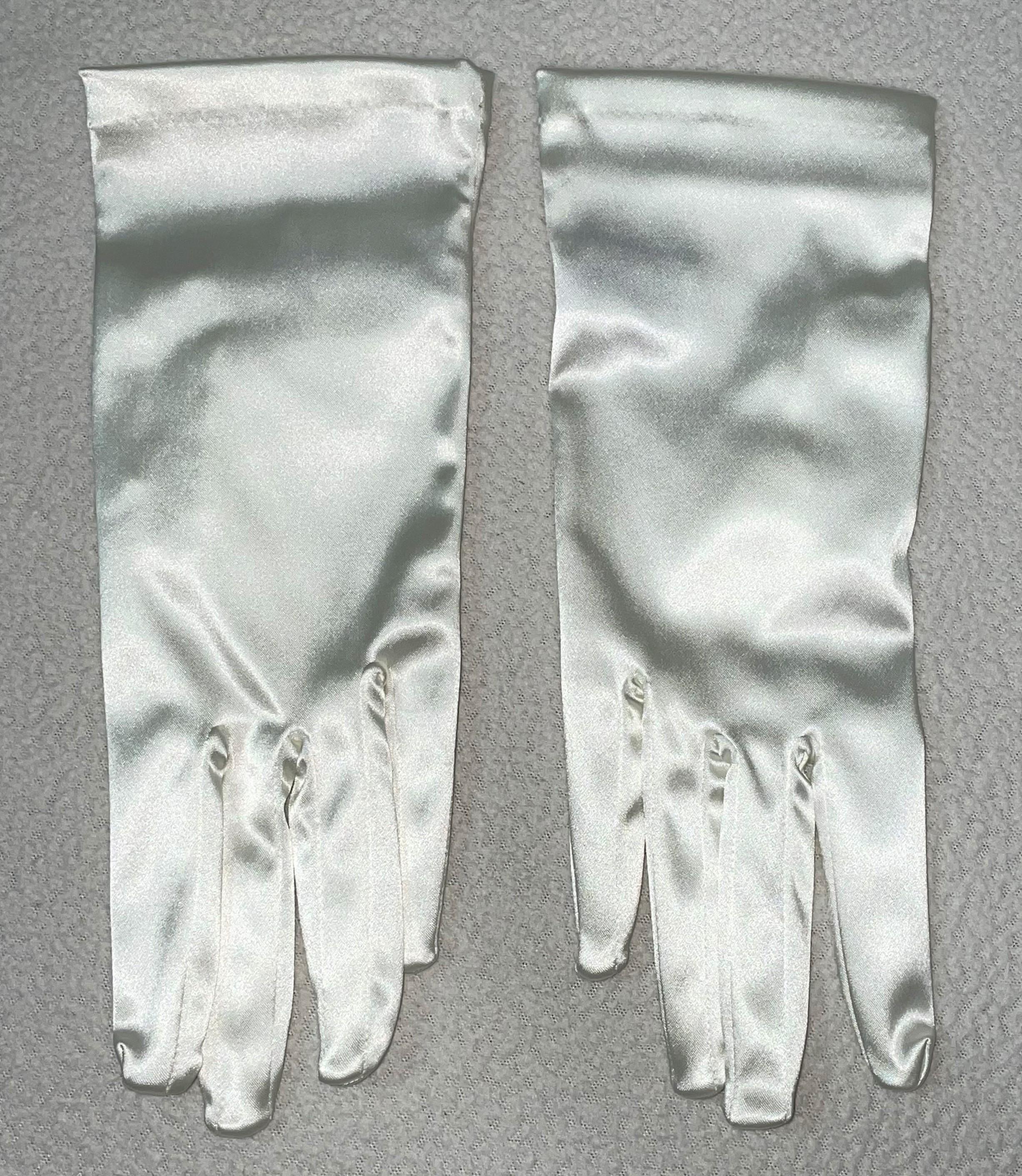 dolce and gabbana gloves