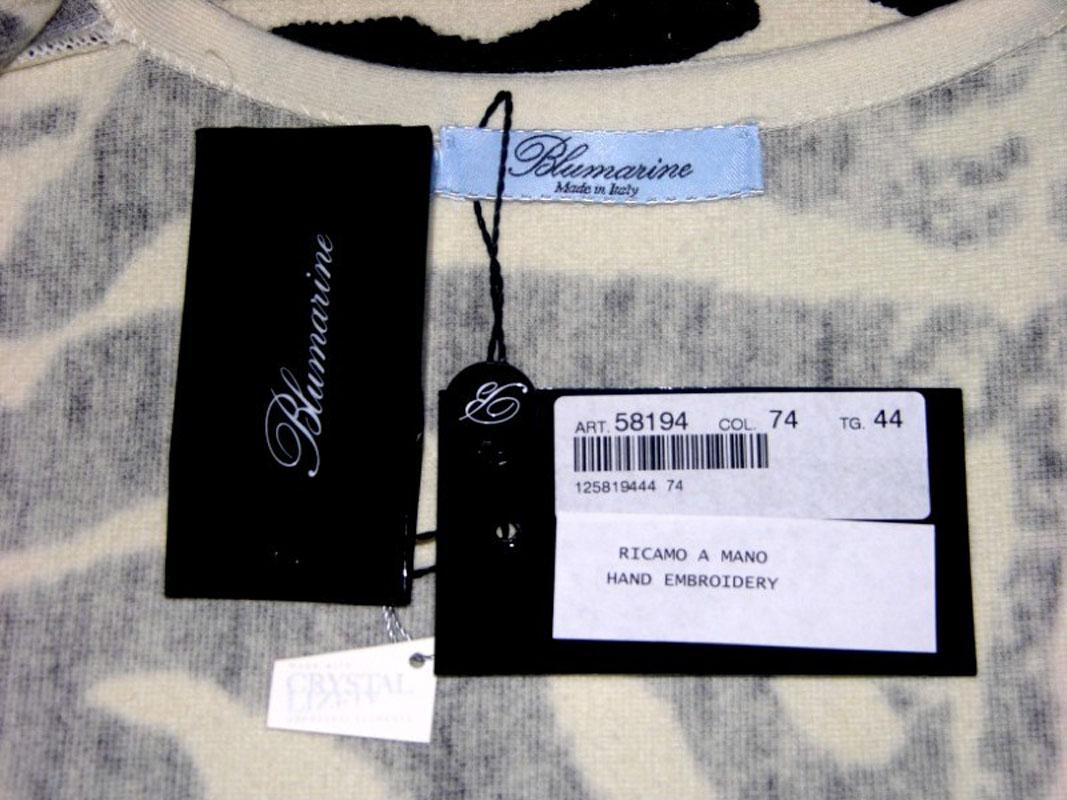 NWT Vintage Blumarine FW 2010 Swarovski Crystals Fringe Wool Cardigan It 44 US 8 en vente 11