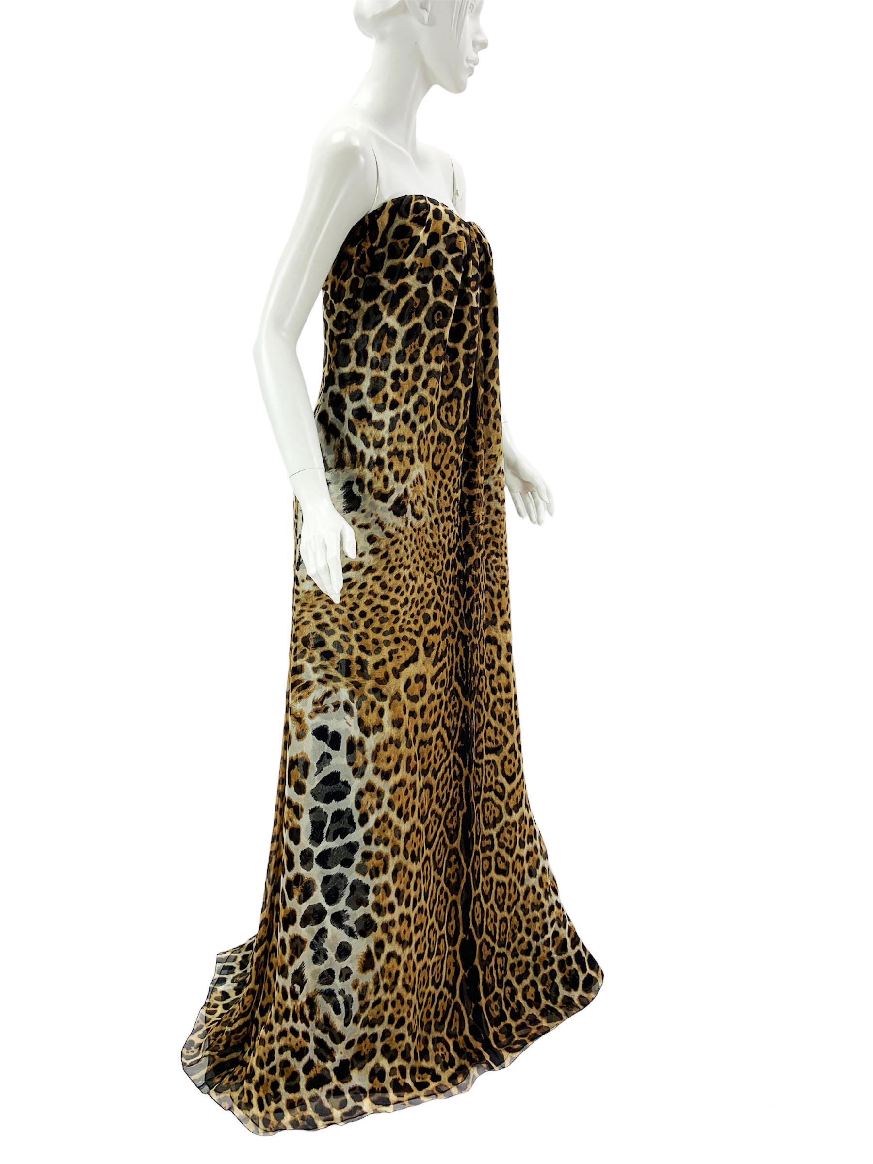 Marron Yves Saint Laurent - Robe longue à corset en soie imprimé léopard, neuve avec étiquette, collection 2012, taille FR 40 en vente