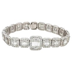 NWT$98, 700 Important 18KT Gold 10.50CT Fancy Glittering Diamond Tennis Bracelet